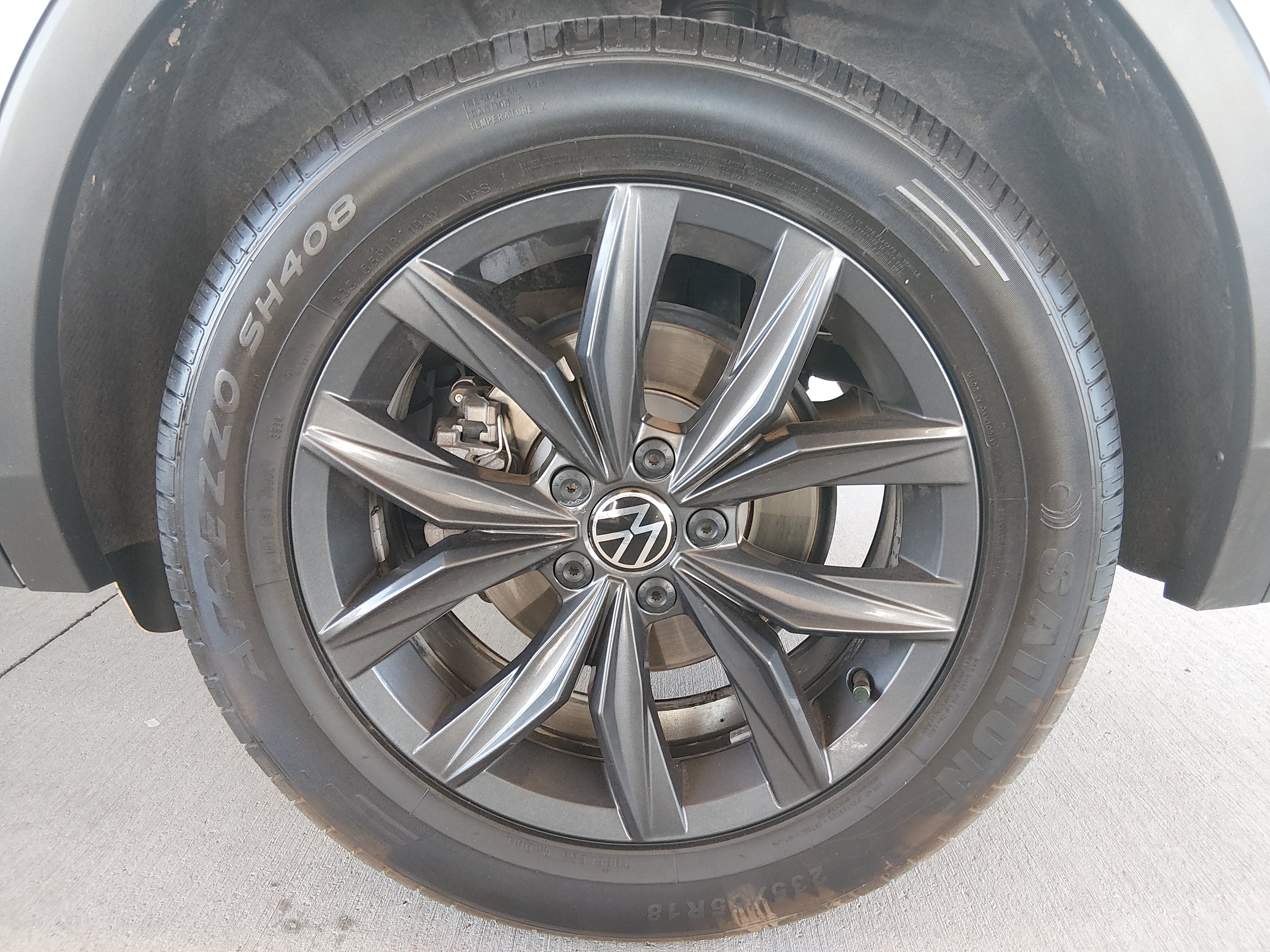 2024 Volkswagen Tiguan SE - Photo 10