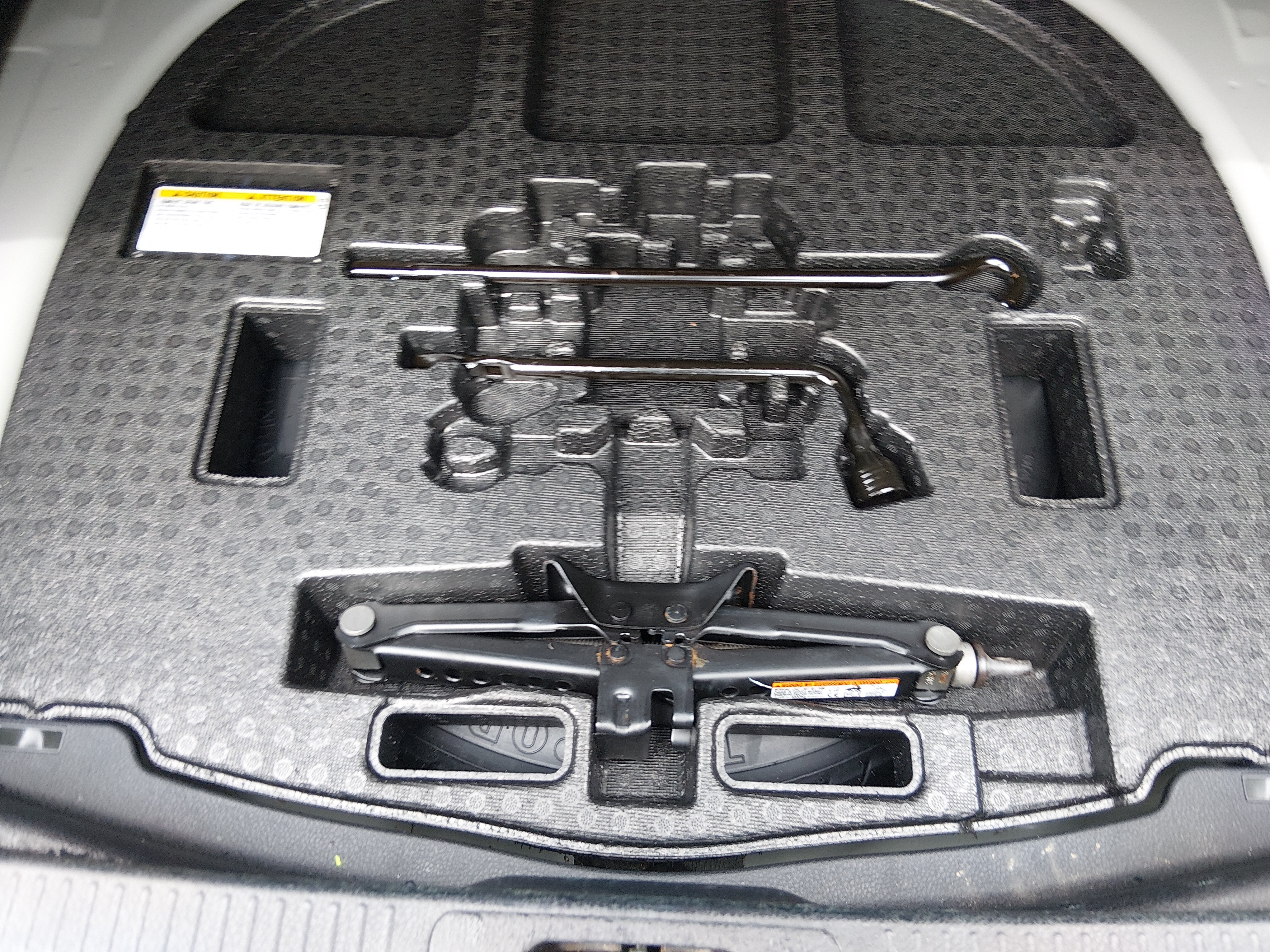 2024 Toyota Camry SE - Photo 21