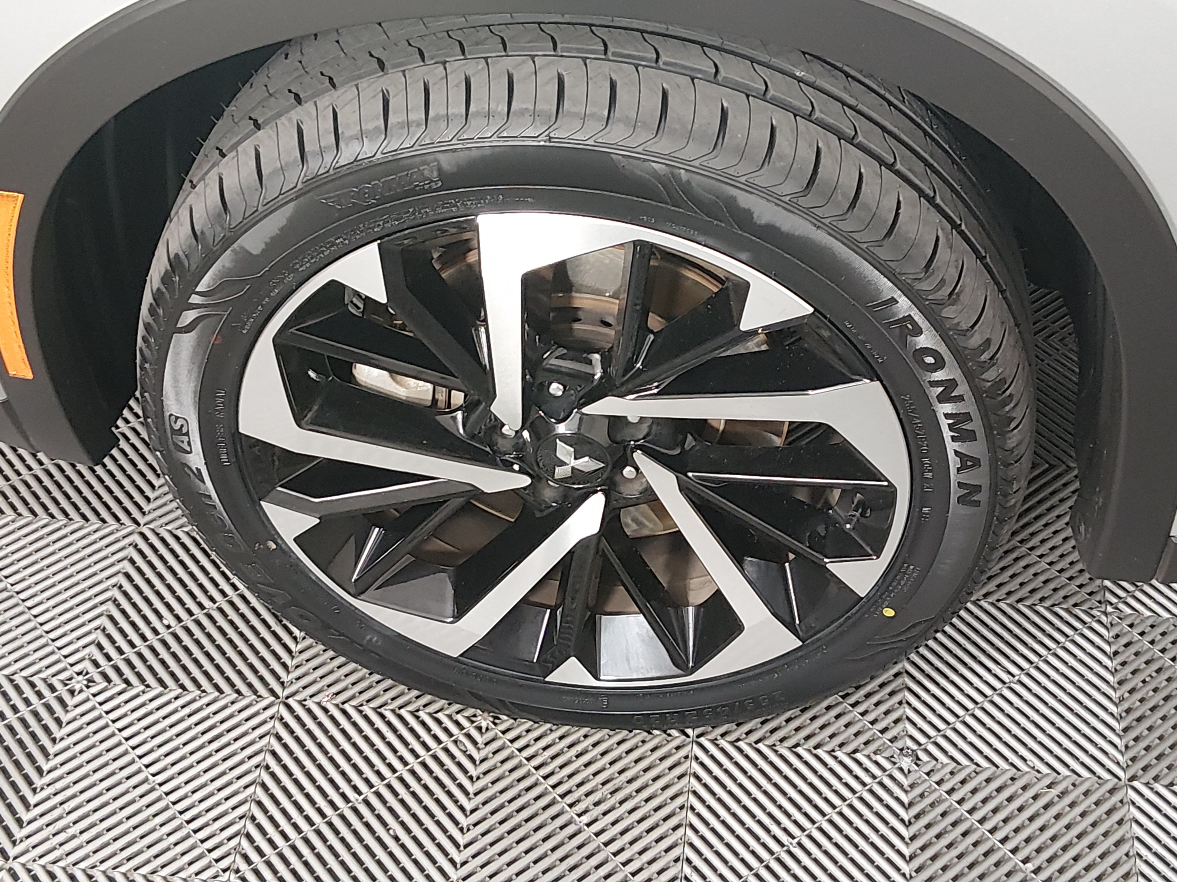 2024 Mitsubishi Outlander SE - Photo 10