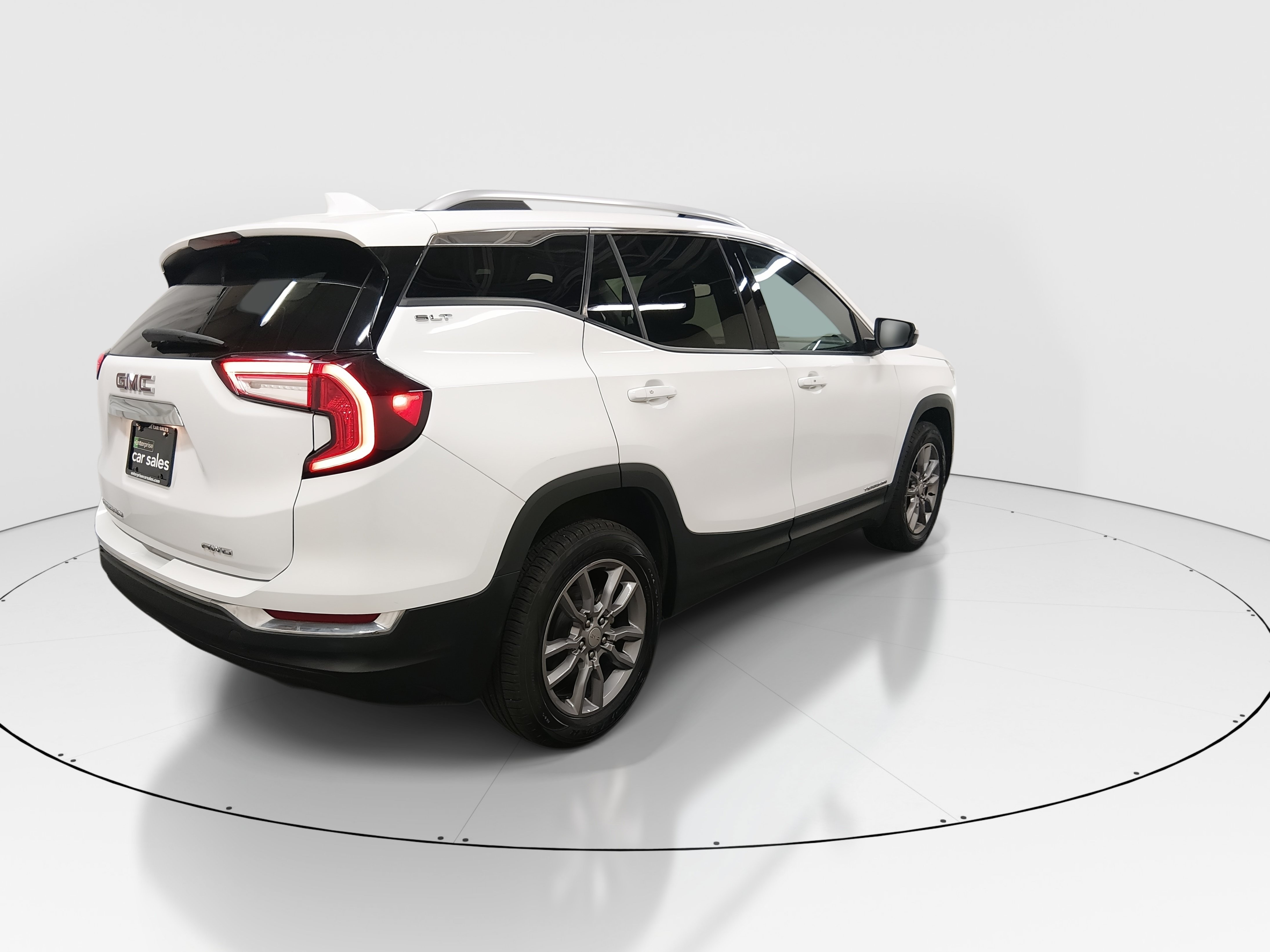 2024 GMC Terrain SLT - Photo 7