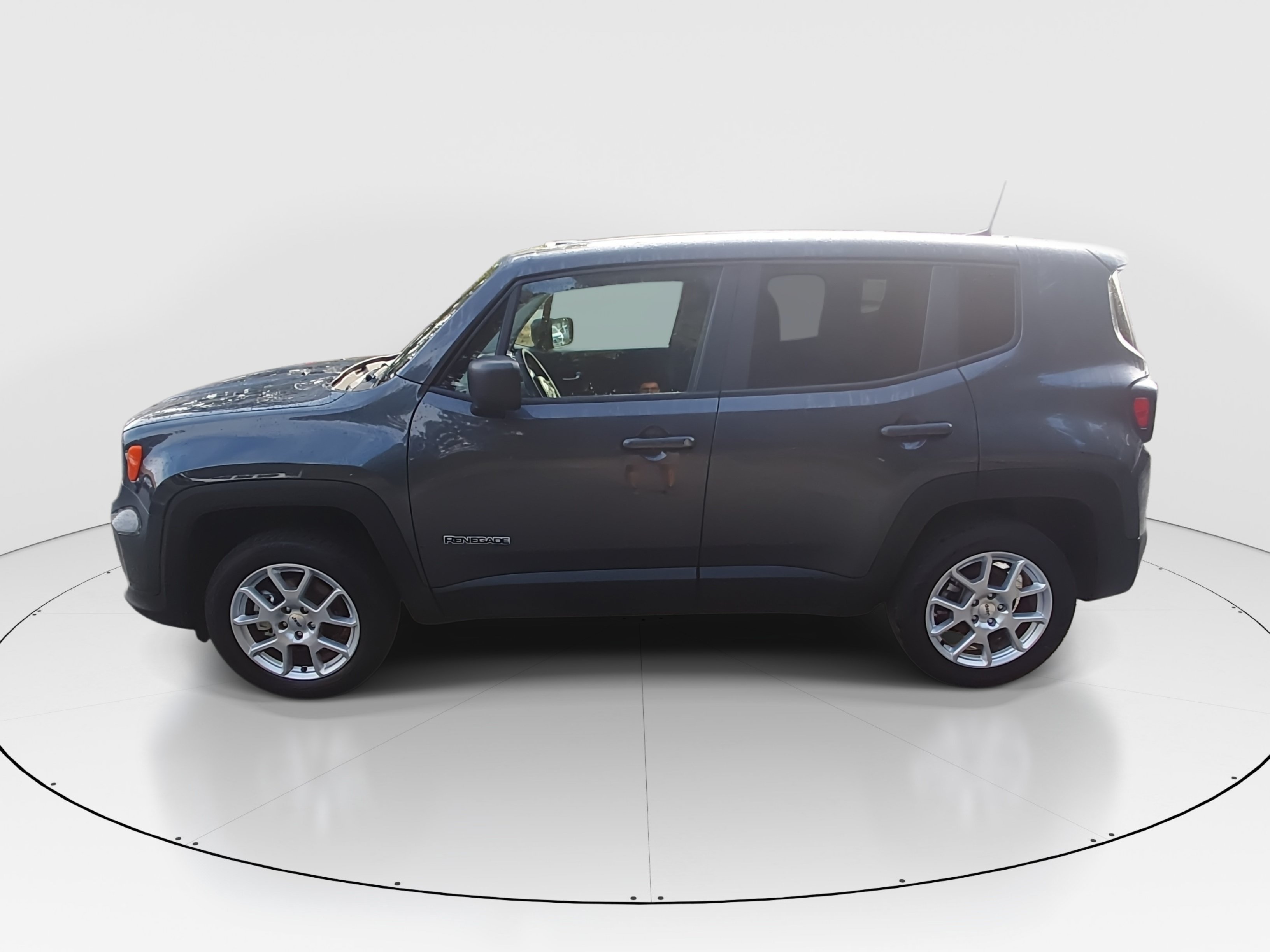 2023 Jeep Renegade Latitude - Photo 4