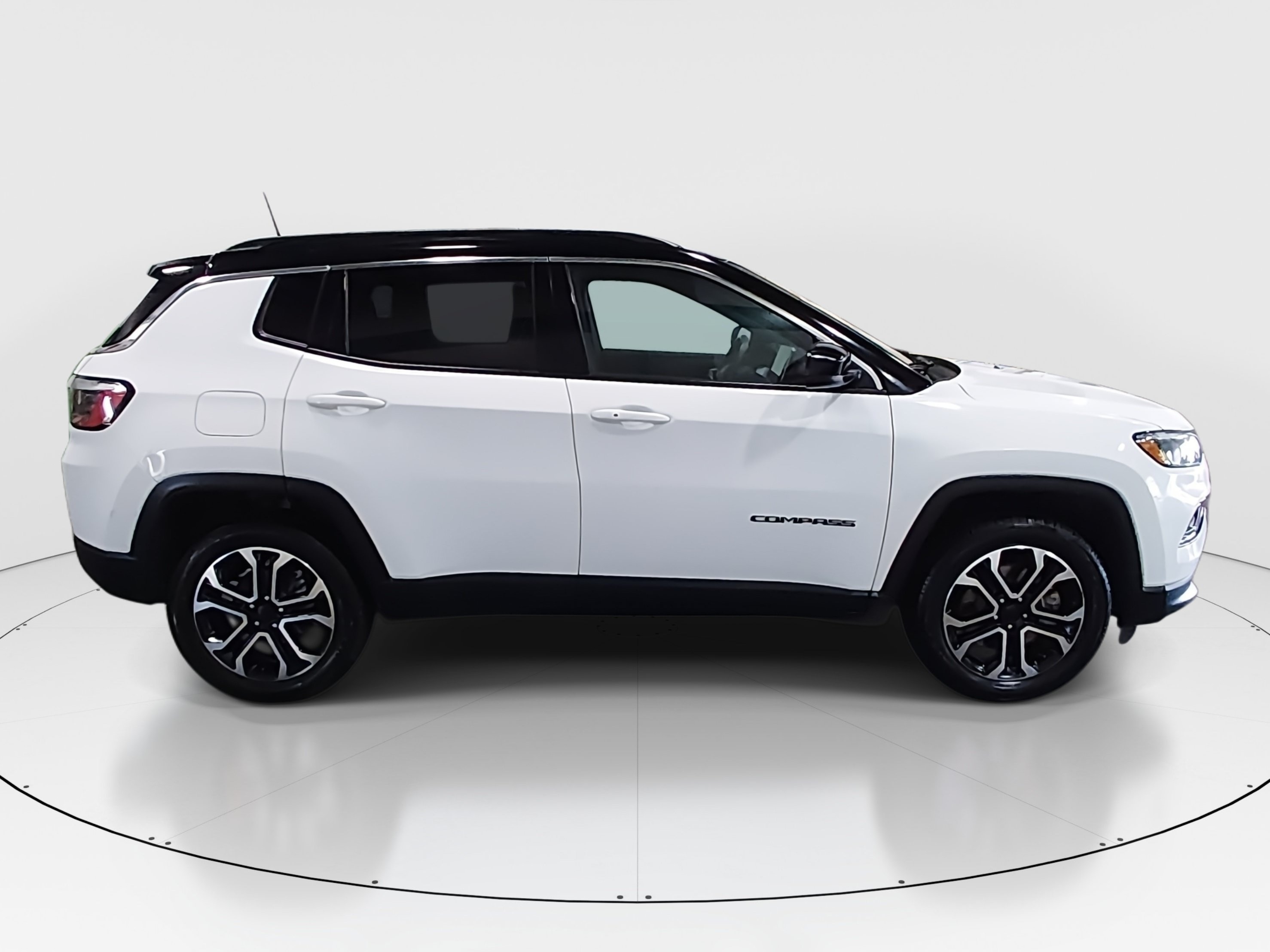 2023 Jeep Compass Limited - Photo 8