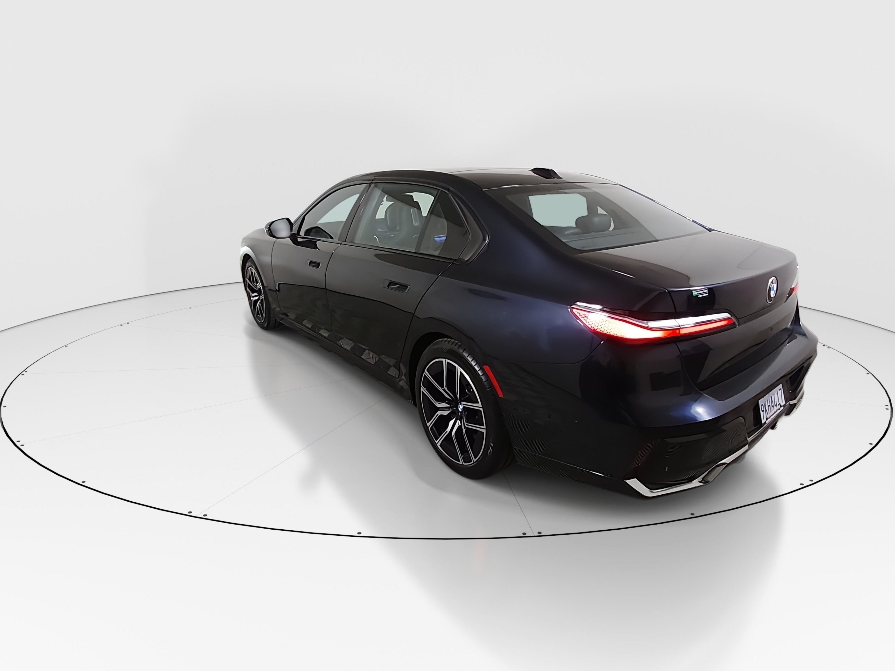 2024 BMW 7 Series 740i - Photo 5