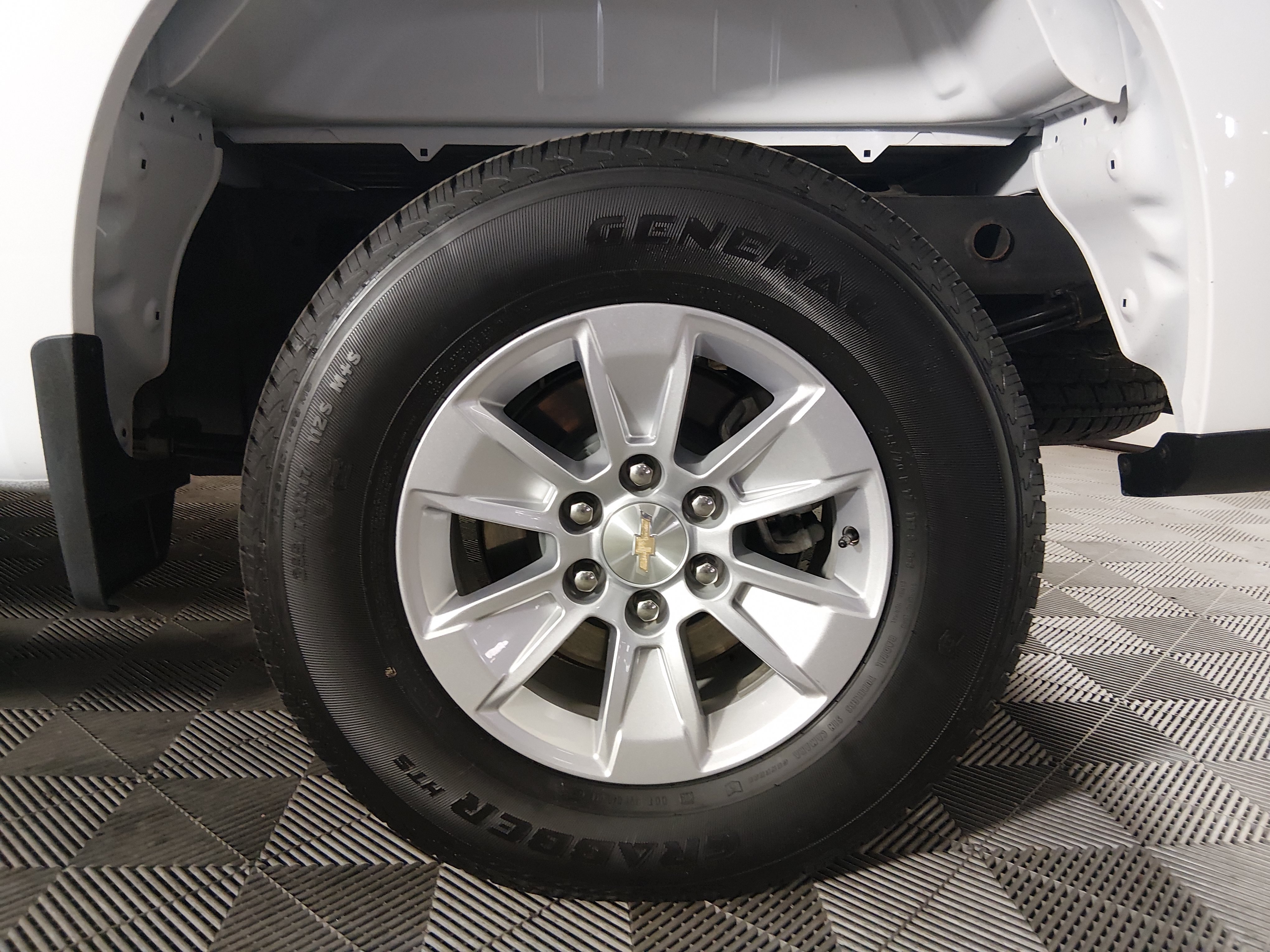 2026 Chevrolet Silverado 1500 LT - Photo 10