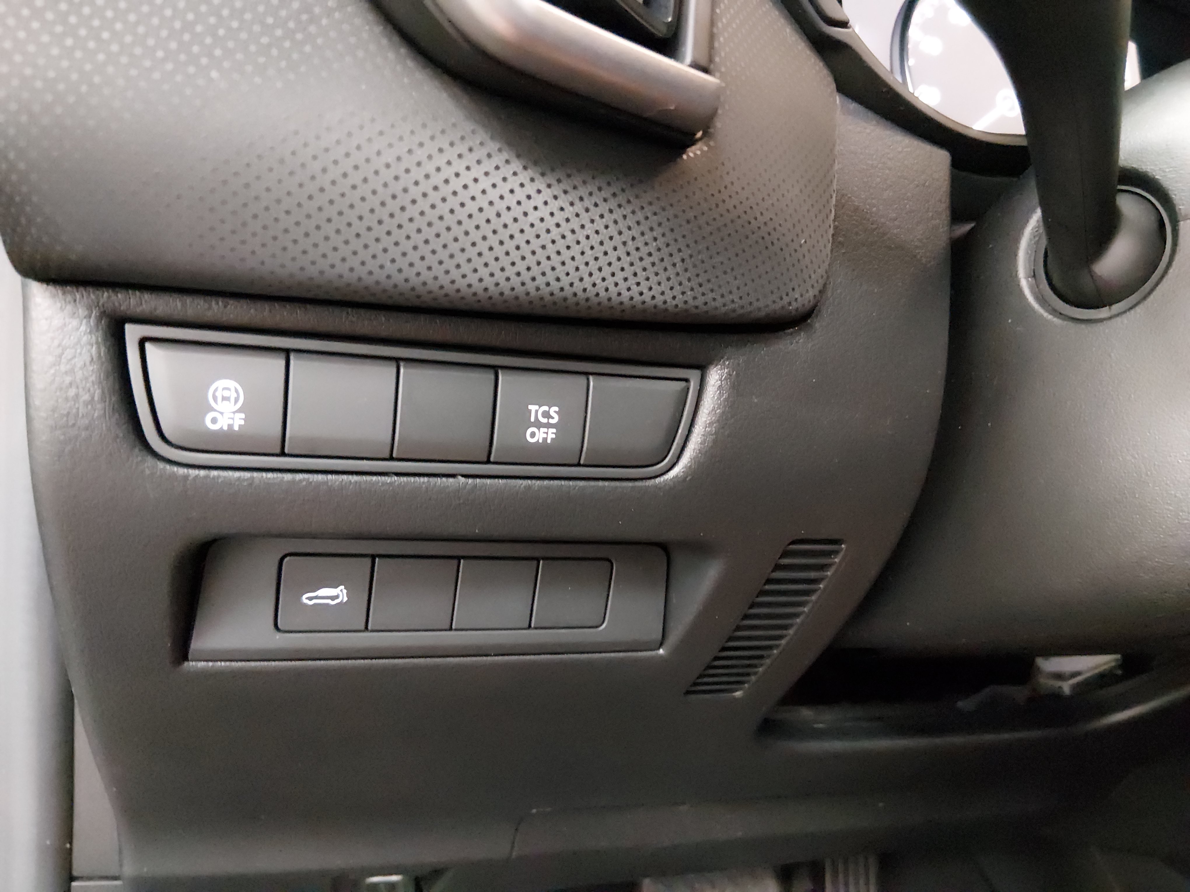 2025 Mazda CX-50 Preferred - Photo 13