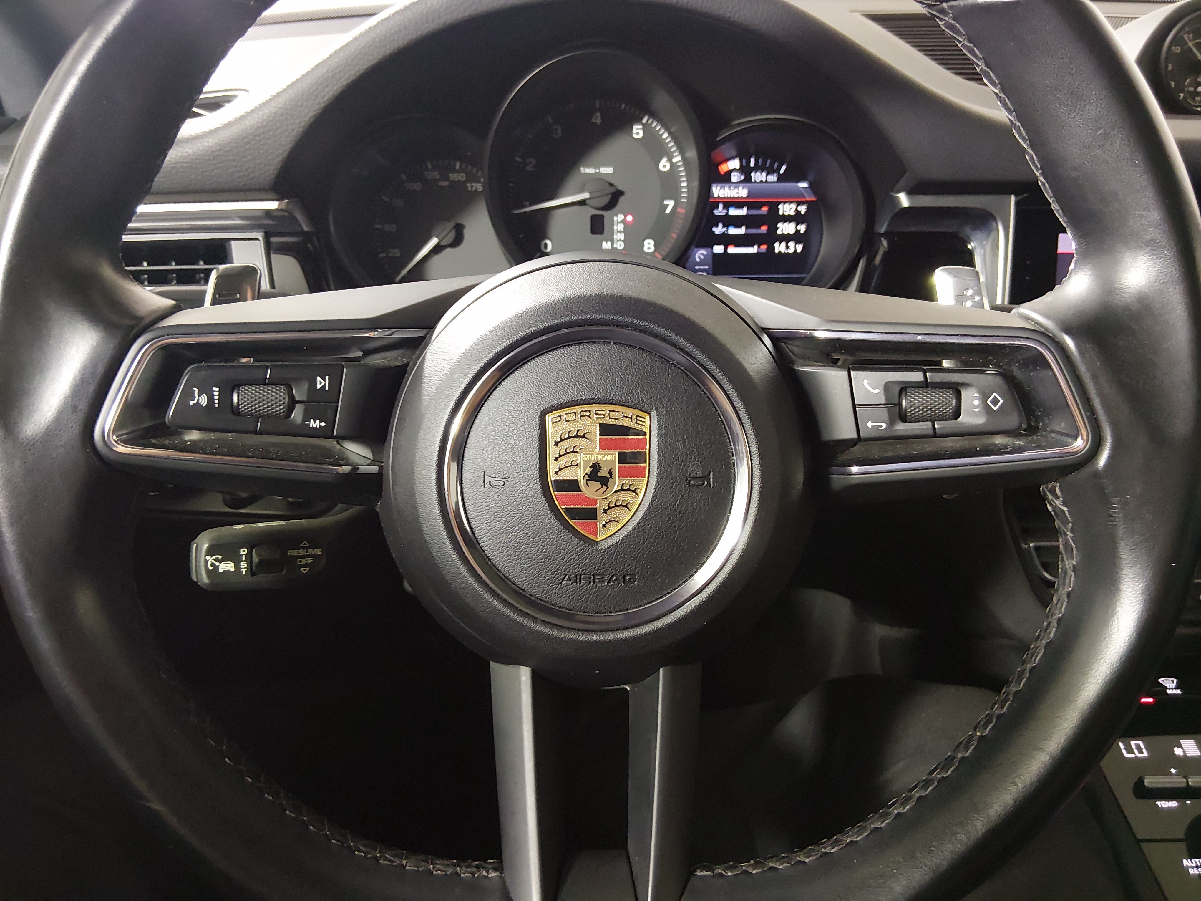 2024 Porsche Macan - Photo 12