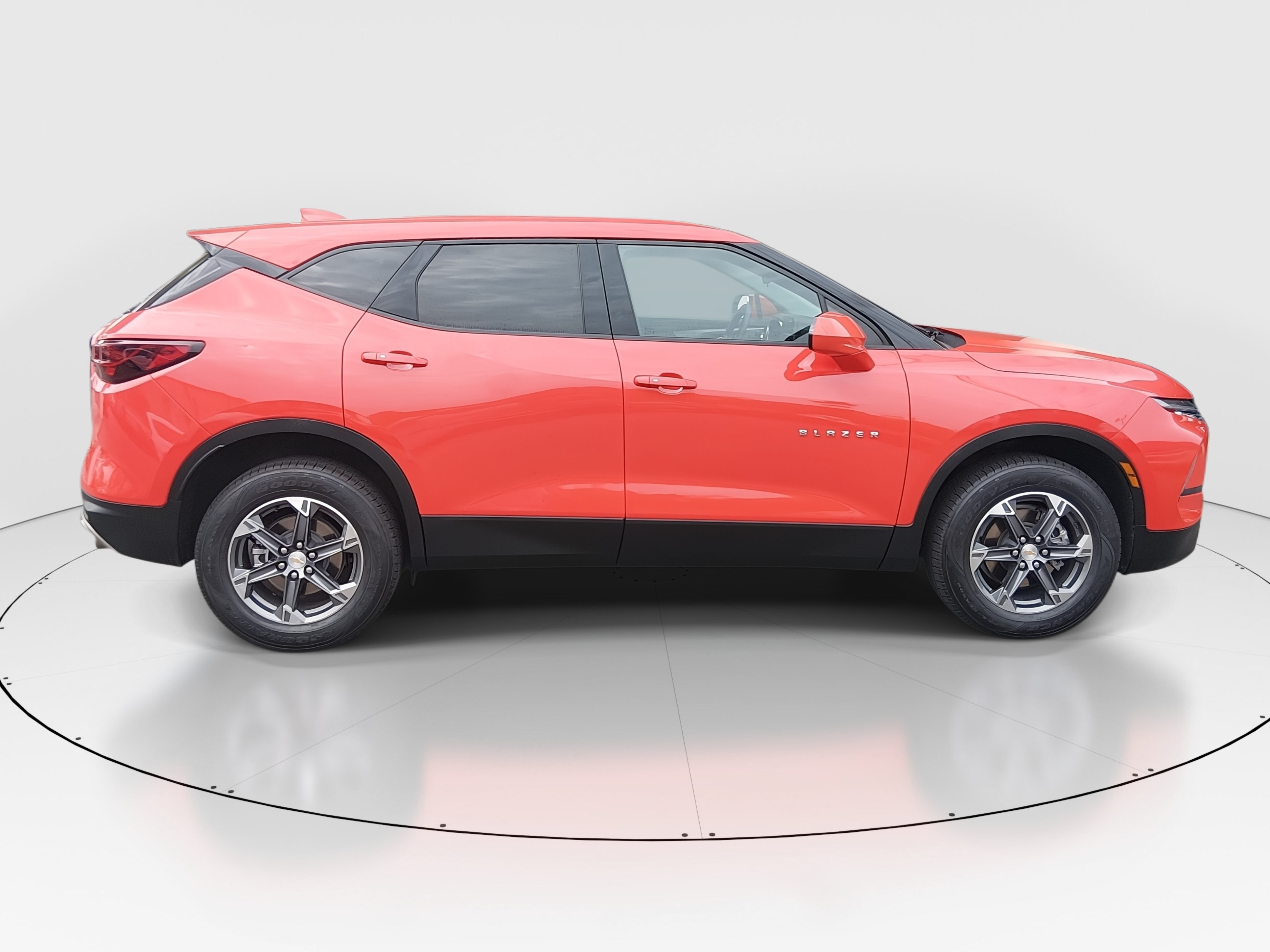 2025 Chevrolet Blazer 2LT - Photo 6