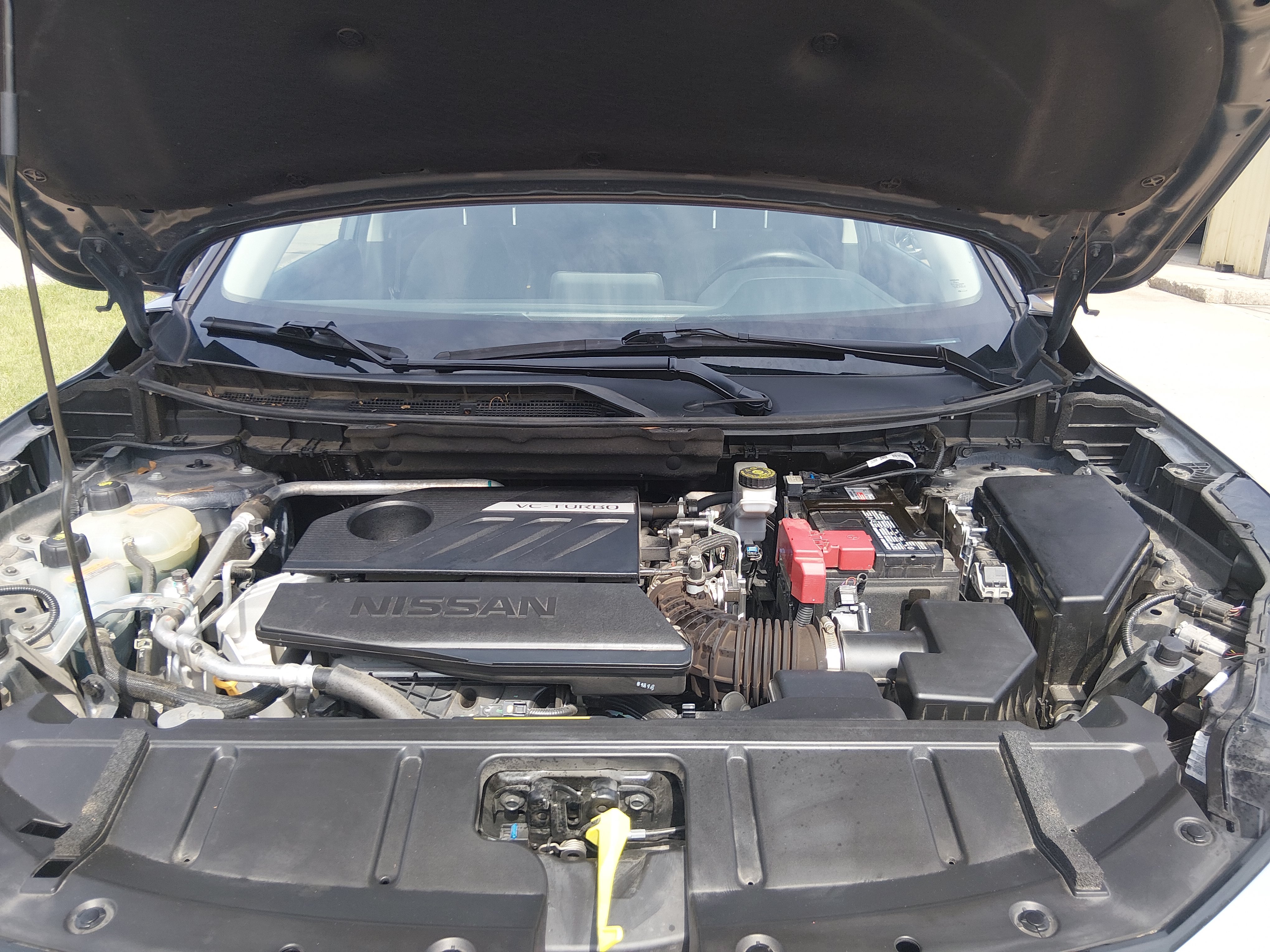 2025 Nissan Rogue SV - Photo 9