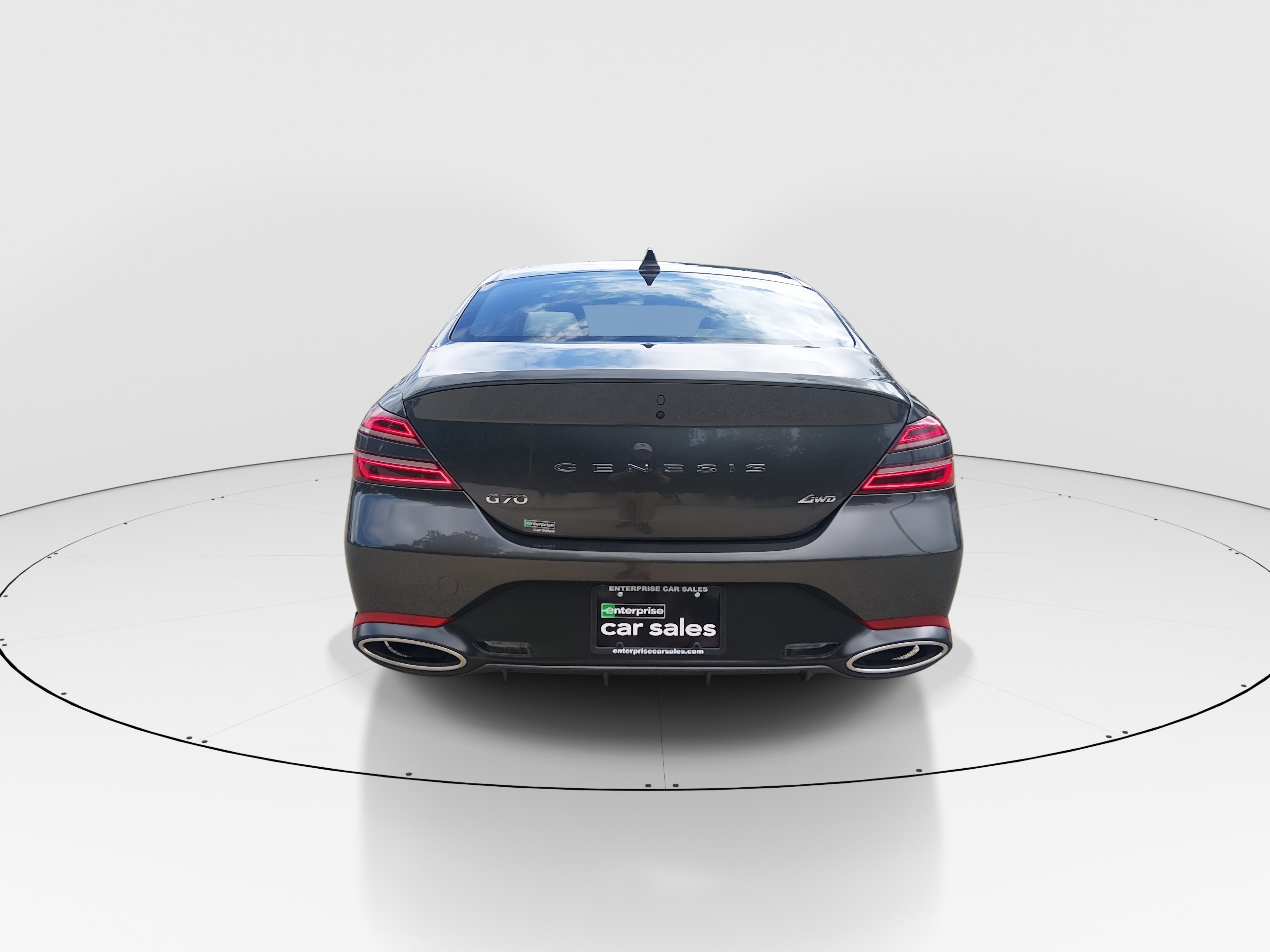 2025 GENESIS G70 Standard - Photo 6