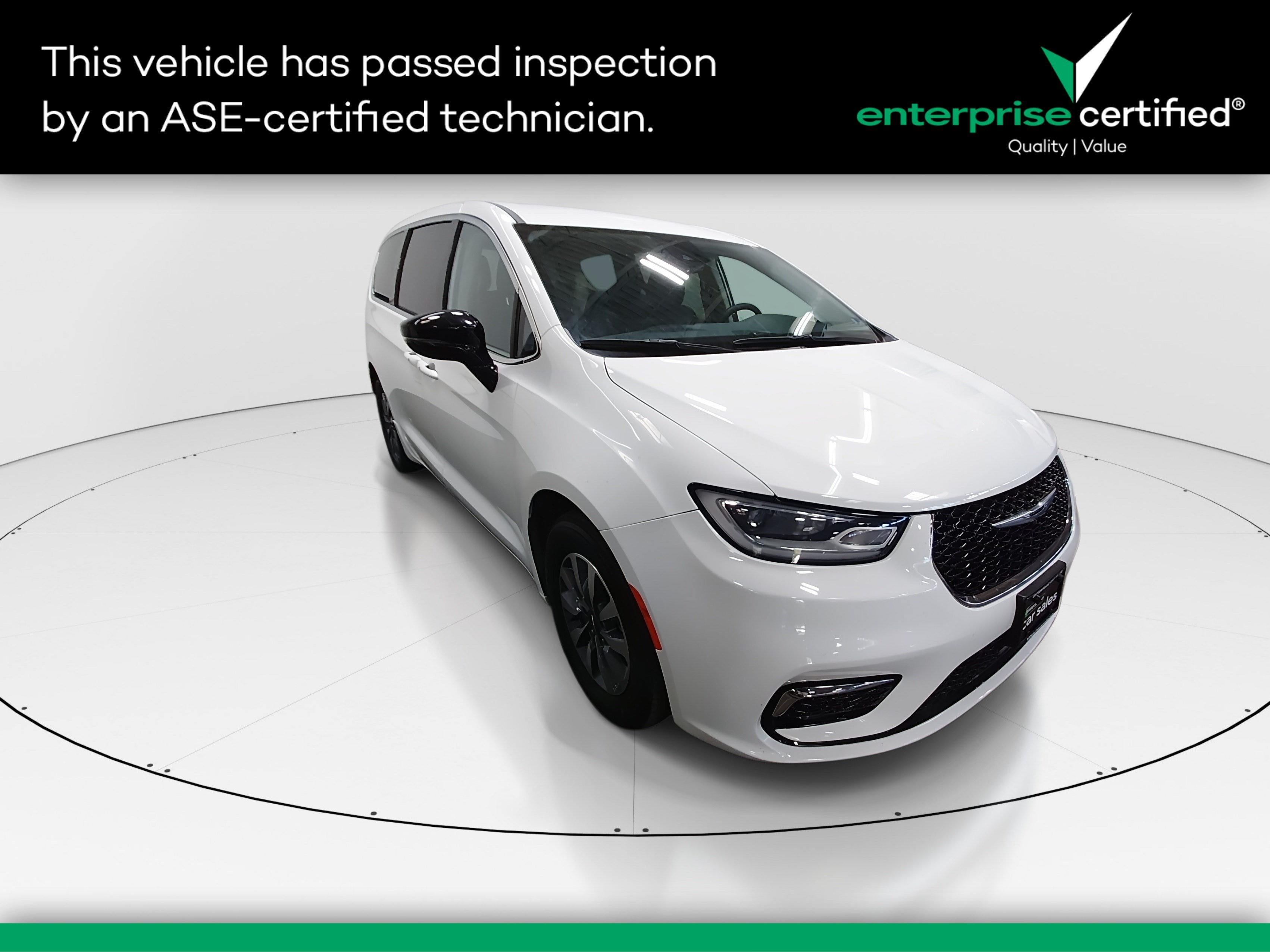 2024 Chrysler Pacifica PHEV