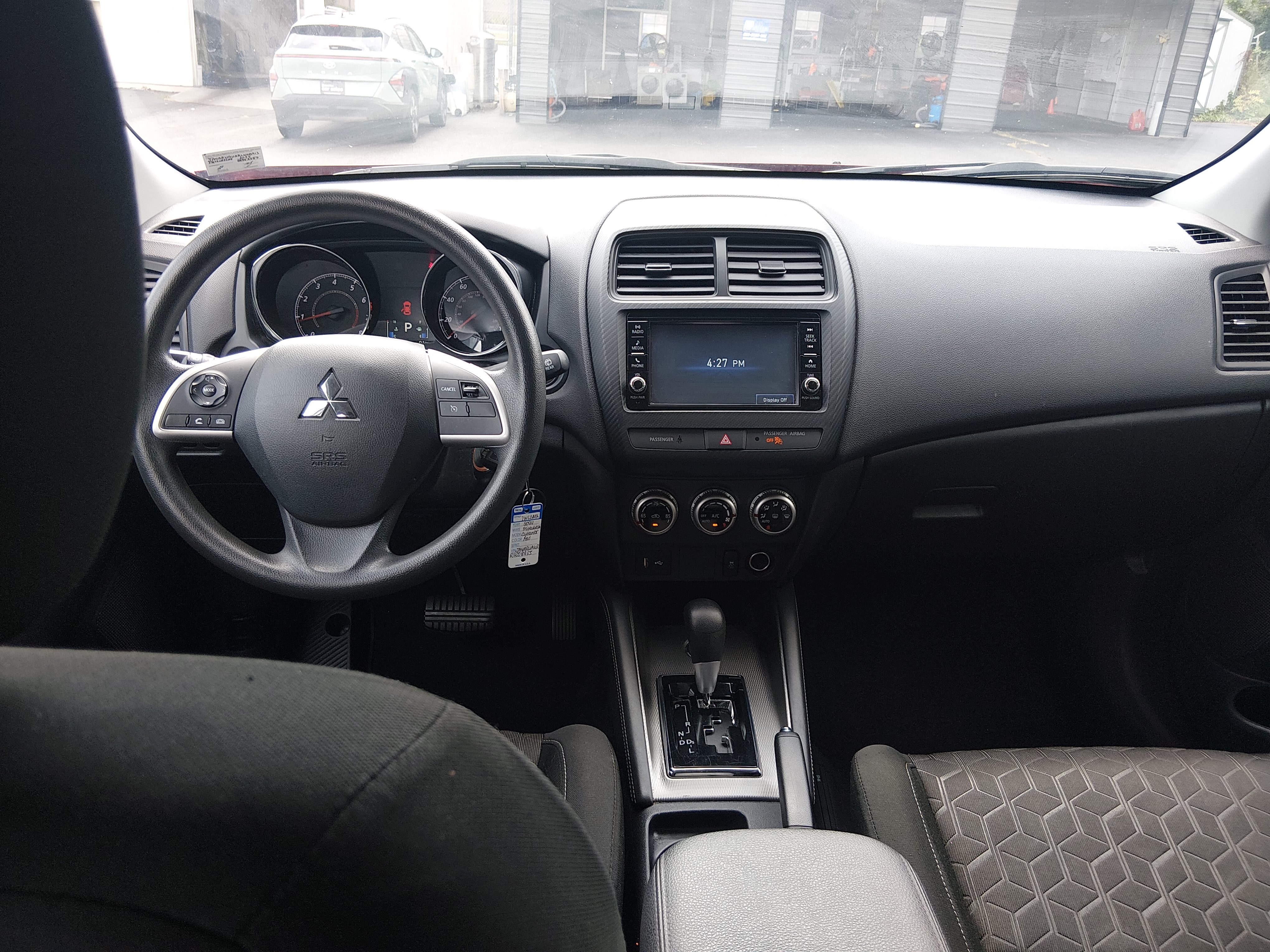 2024 Mitsubishi Outlander Sport ES - Photo 13