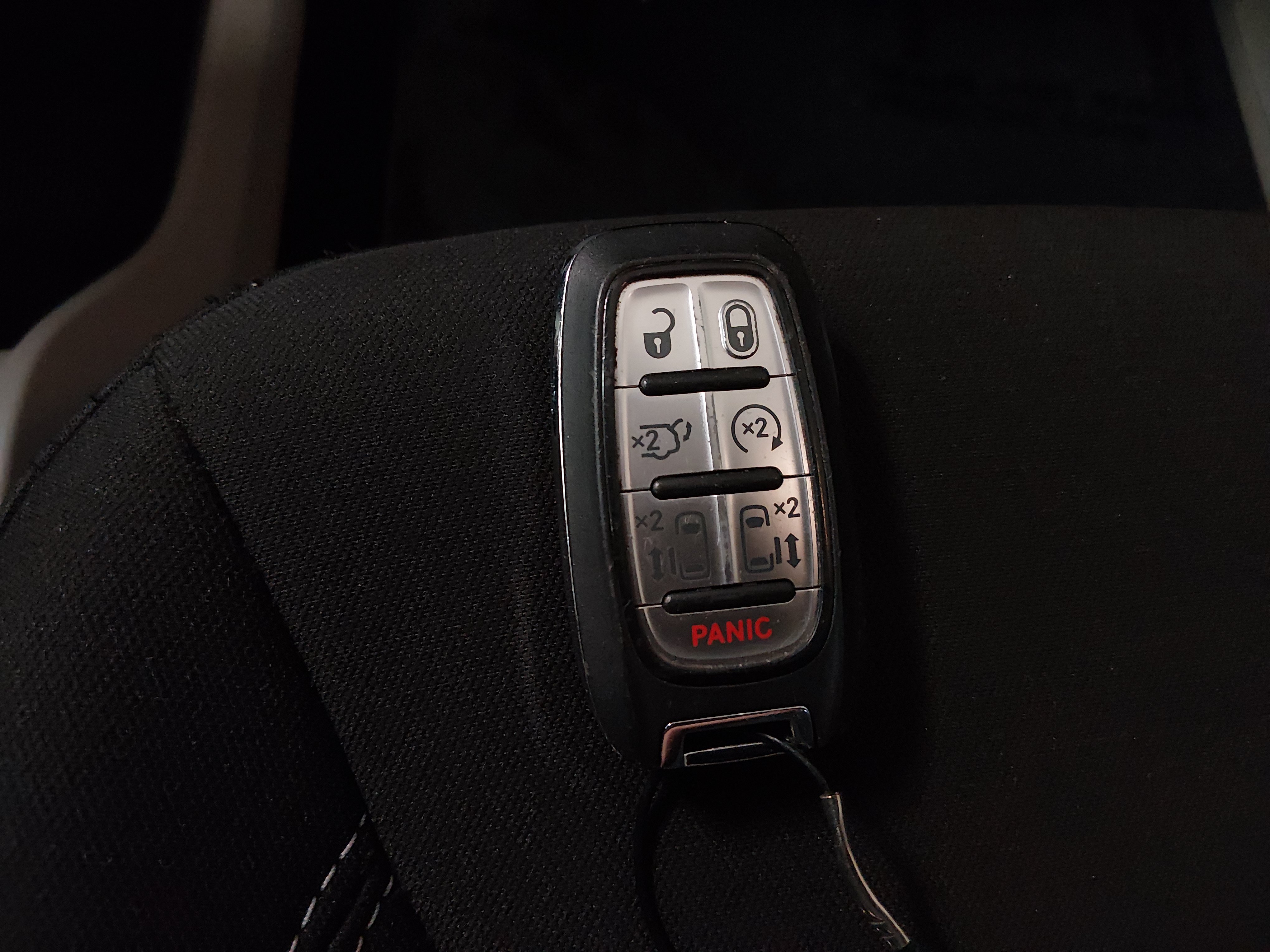 2024 Chrysler Voyager LX - Photo 15