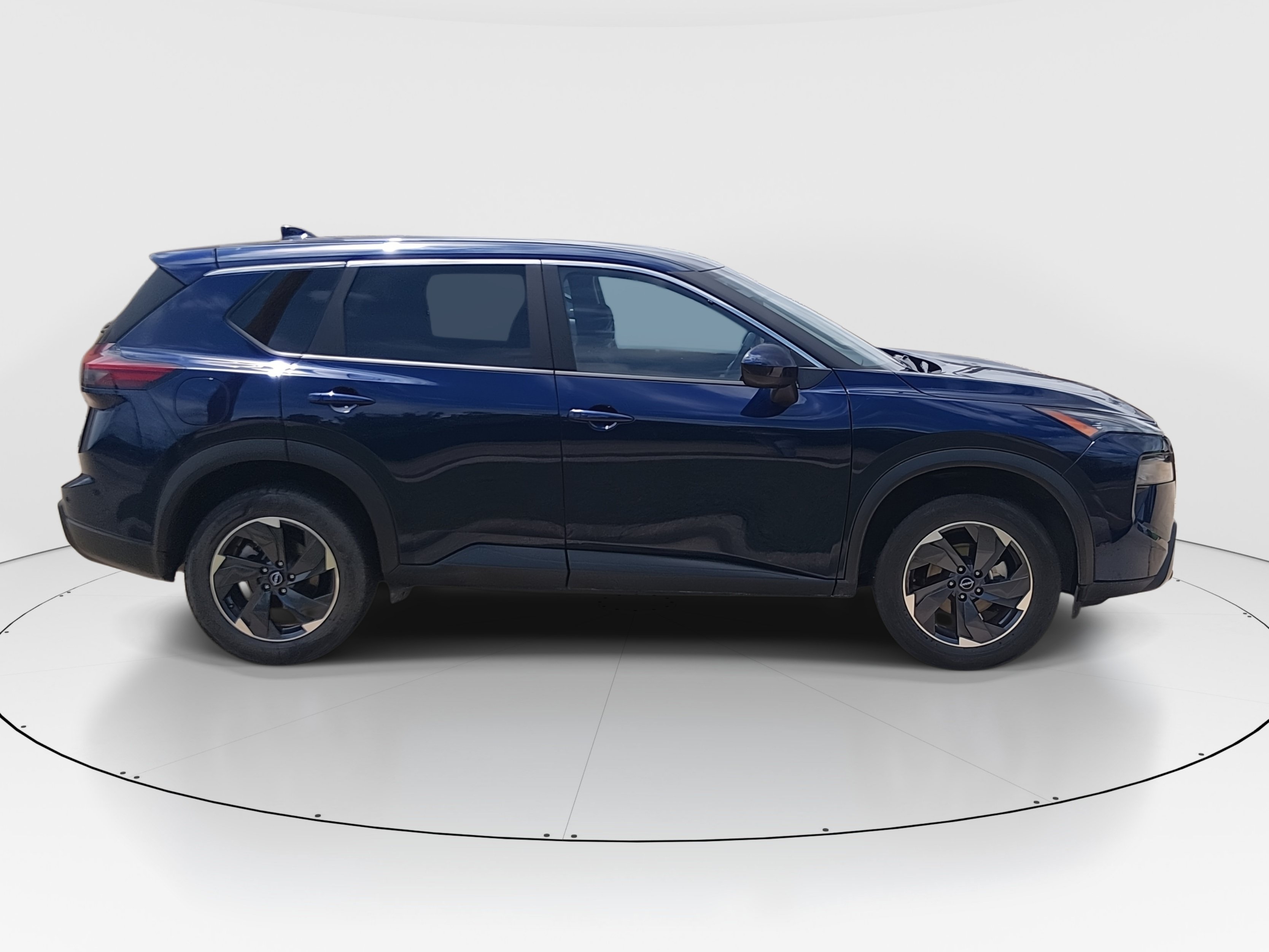 2025 Nissan Rogue SV - Photo 8