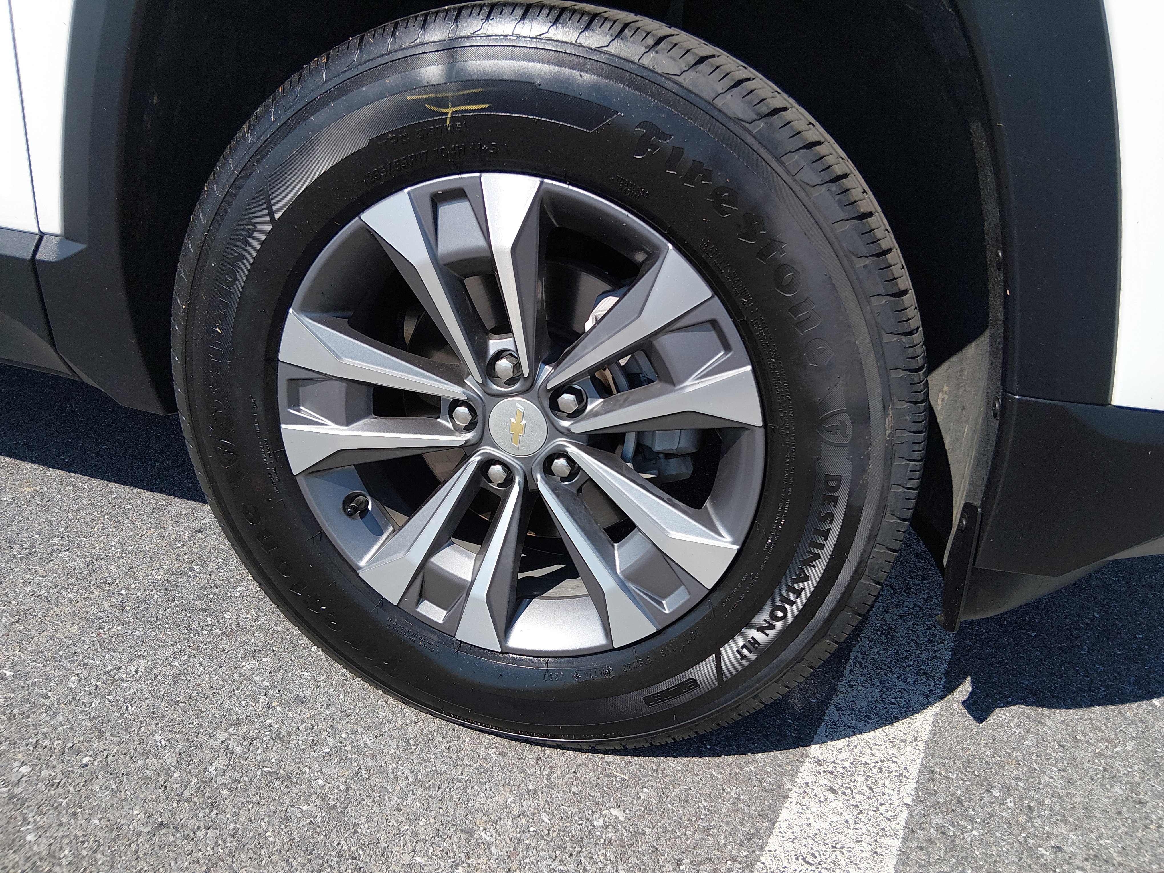 2025 Chevrolet Equinox LT - Photo 10