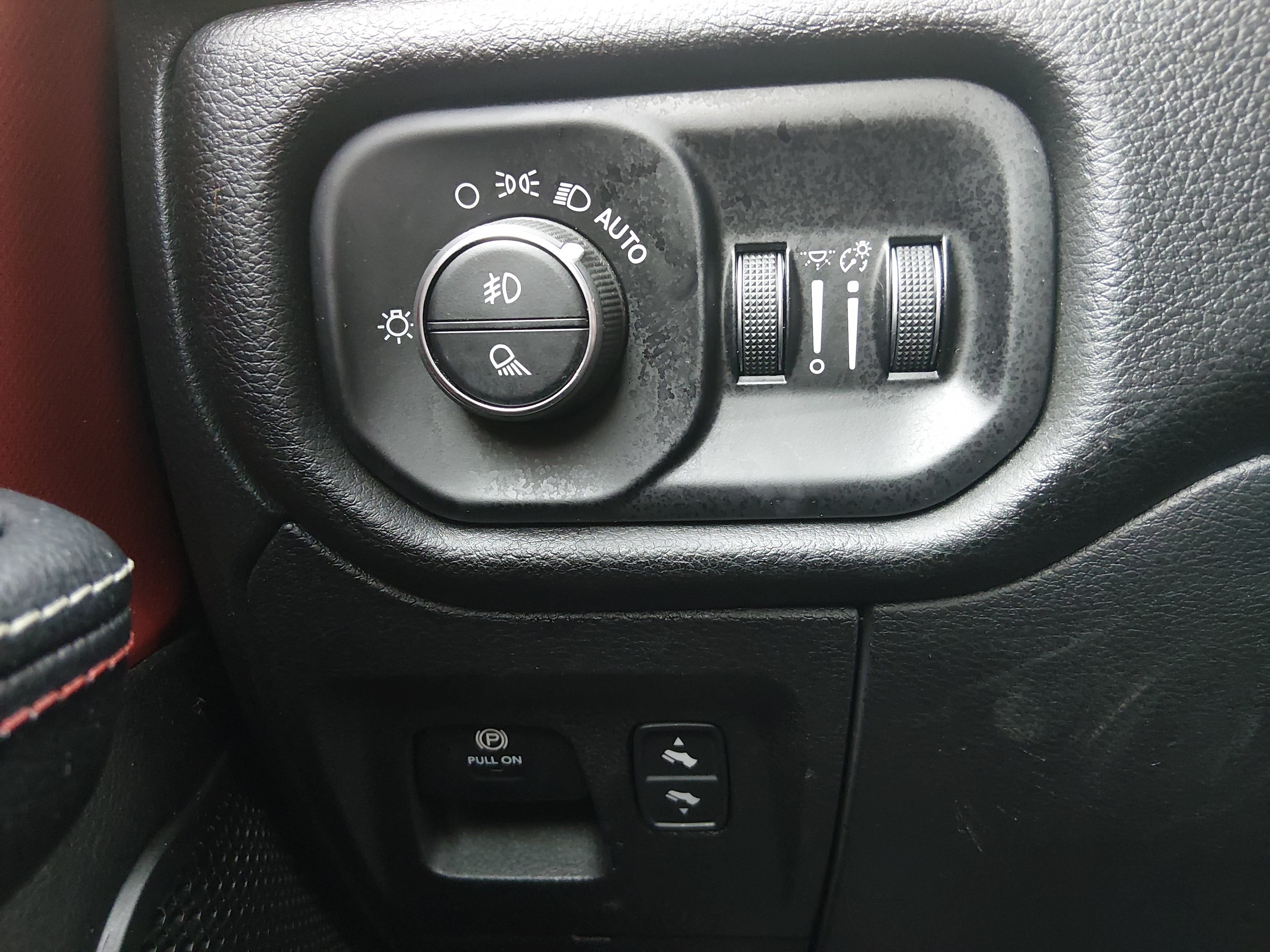 2025 RAM Ram 1500 Pickup Rebel - Photo 13