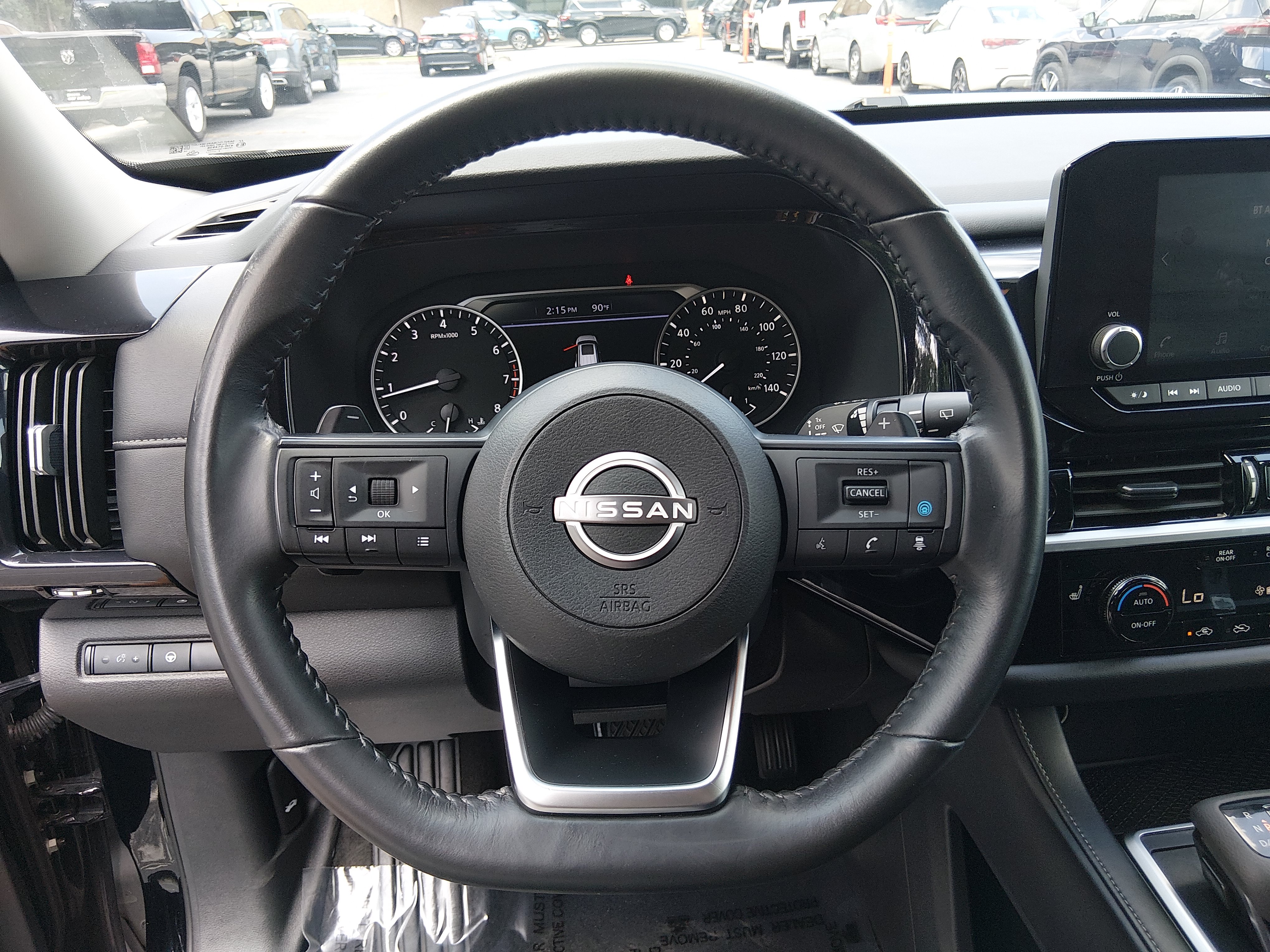 2024 Nissan Pathfinder SV - Photo 12