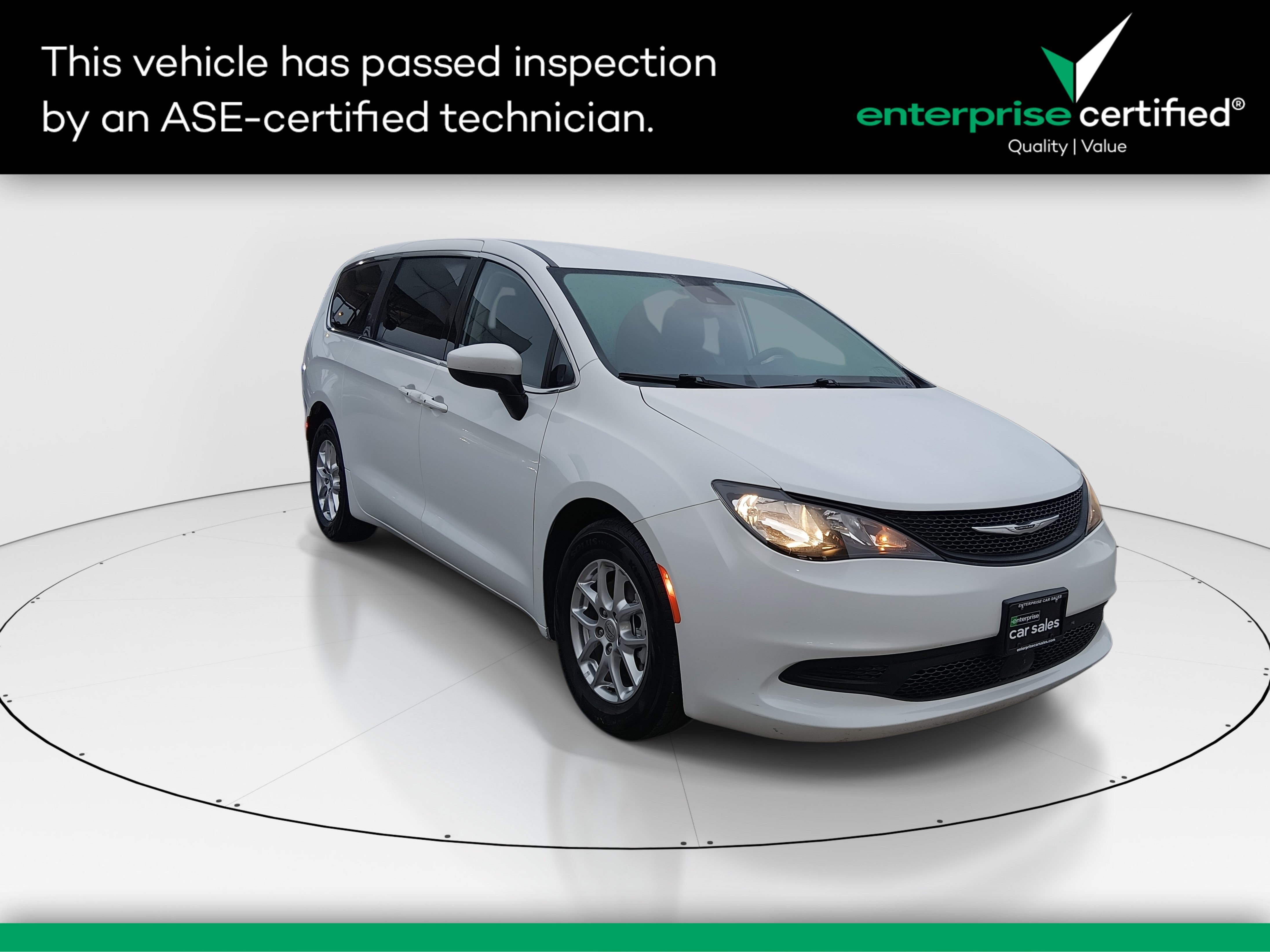 2023 Chrysler Voyager