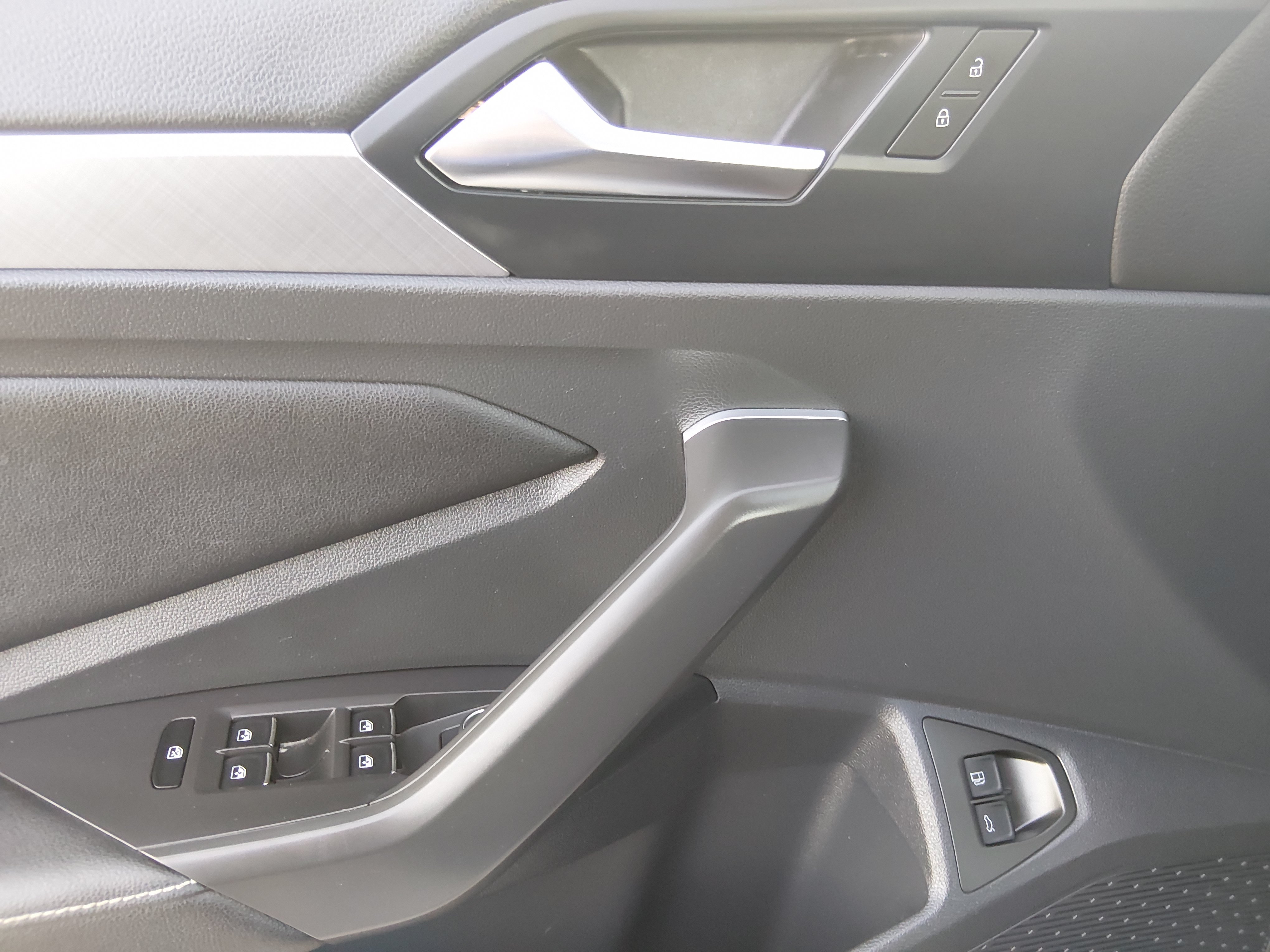 2024 Volkswagen Jetta SE - Photo 18