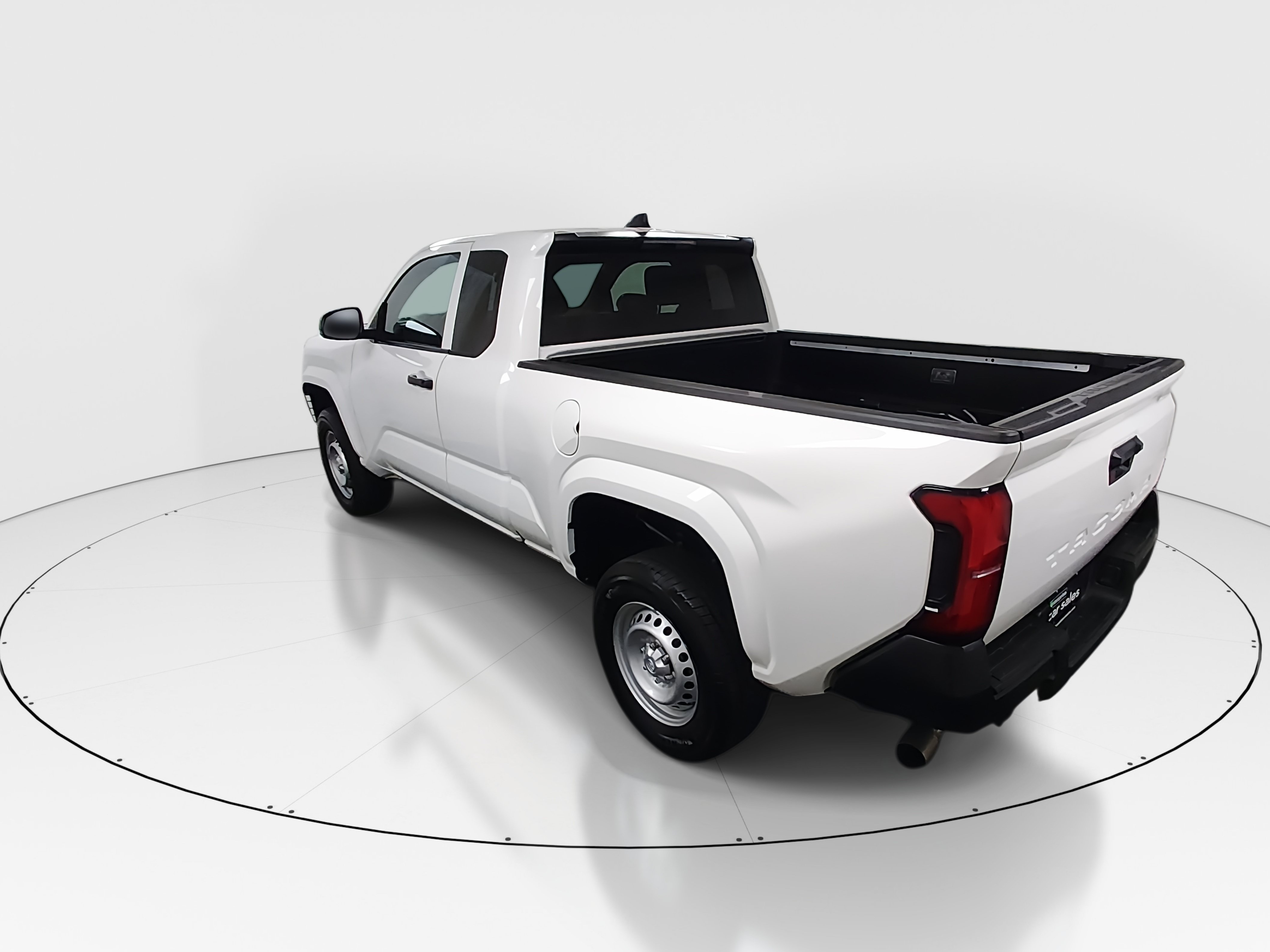 2025 Toyota Tacoma SR - Photo 5