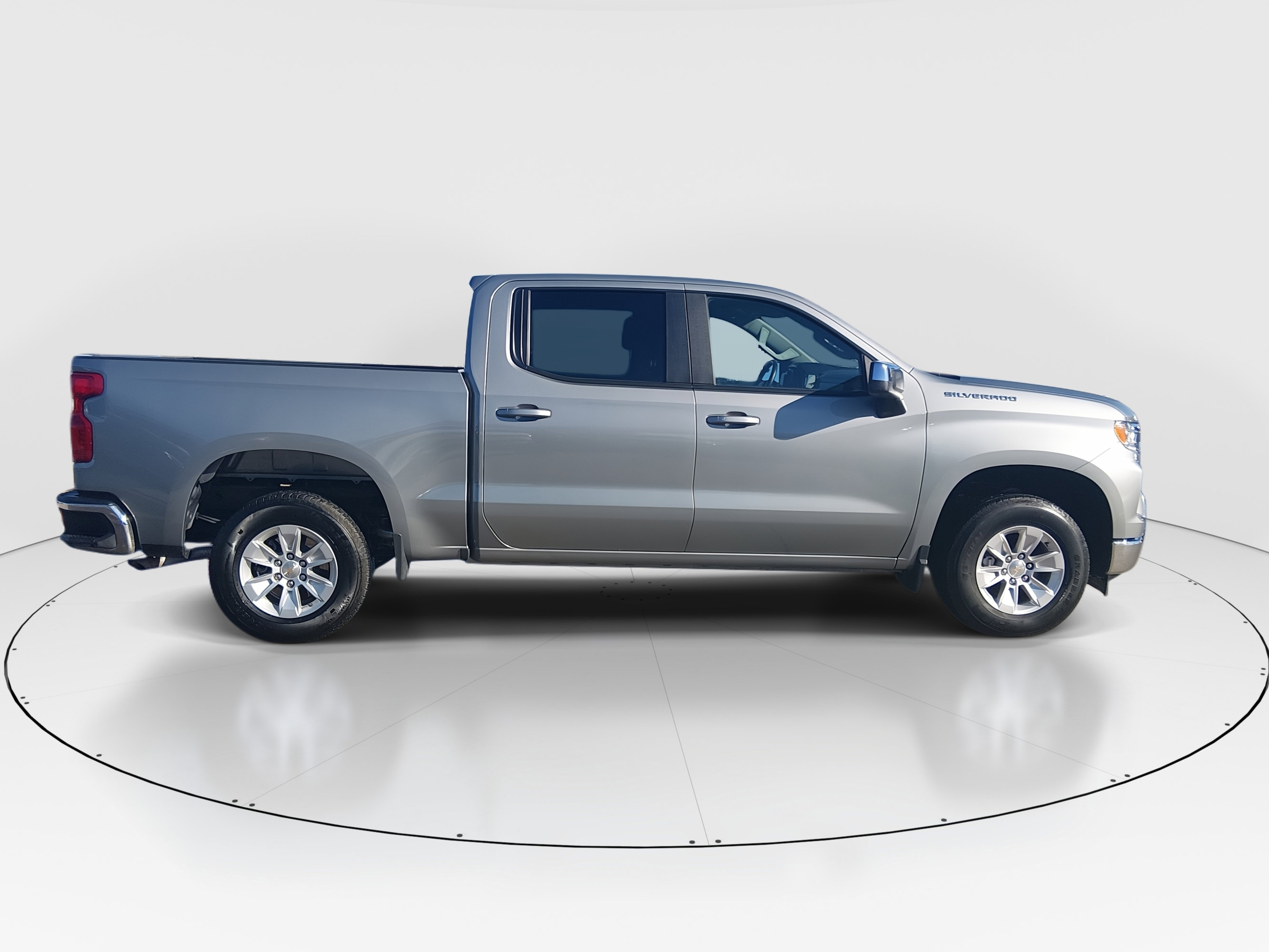 2025 Chevrolet Silverado 1500 LT - Photo 8