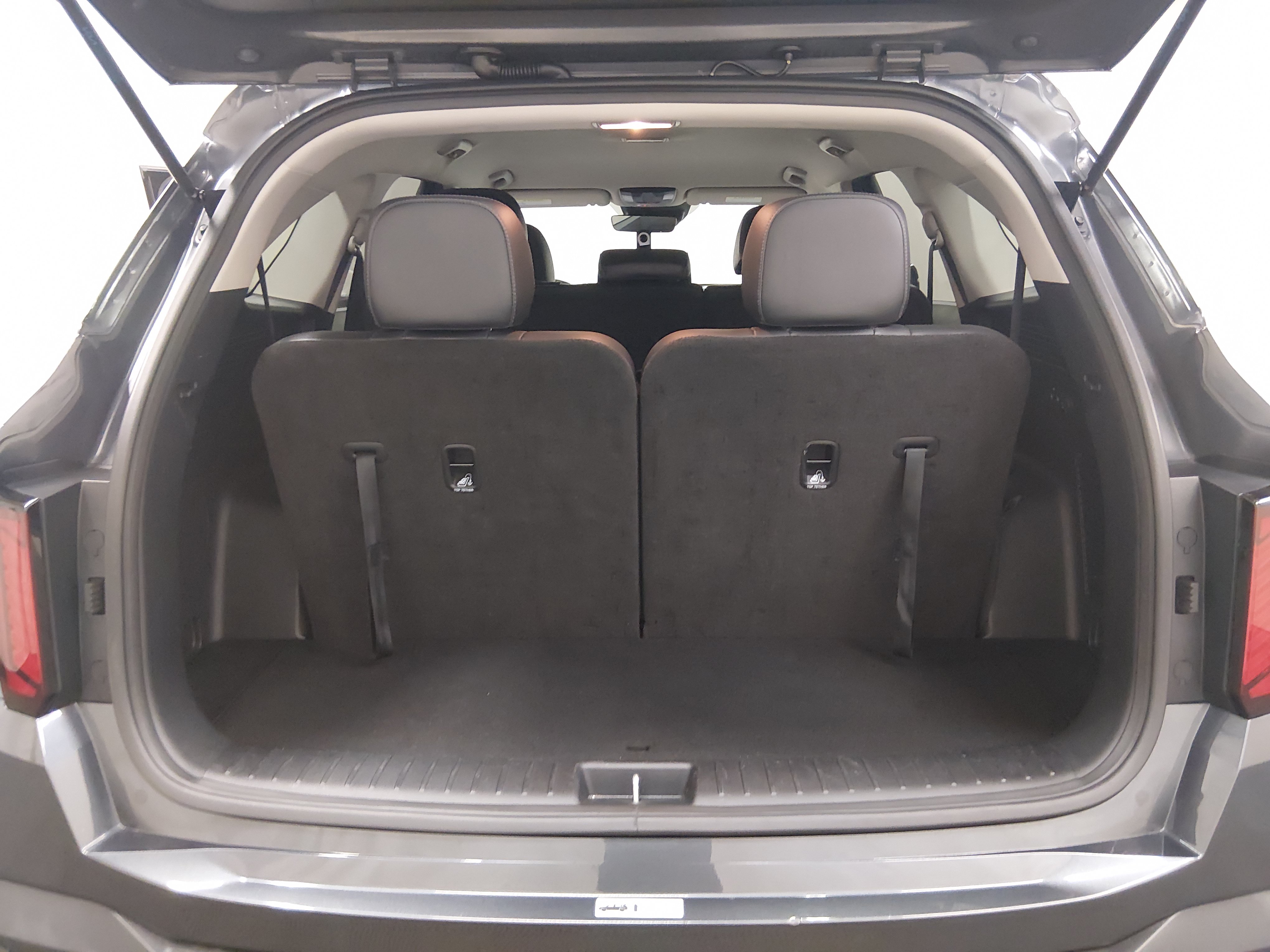 2024 Kia Sorento S - Photo 11