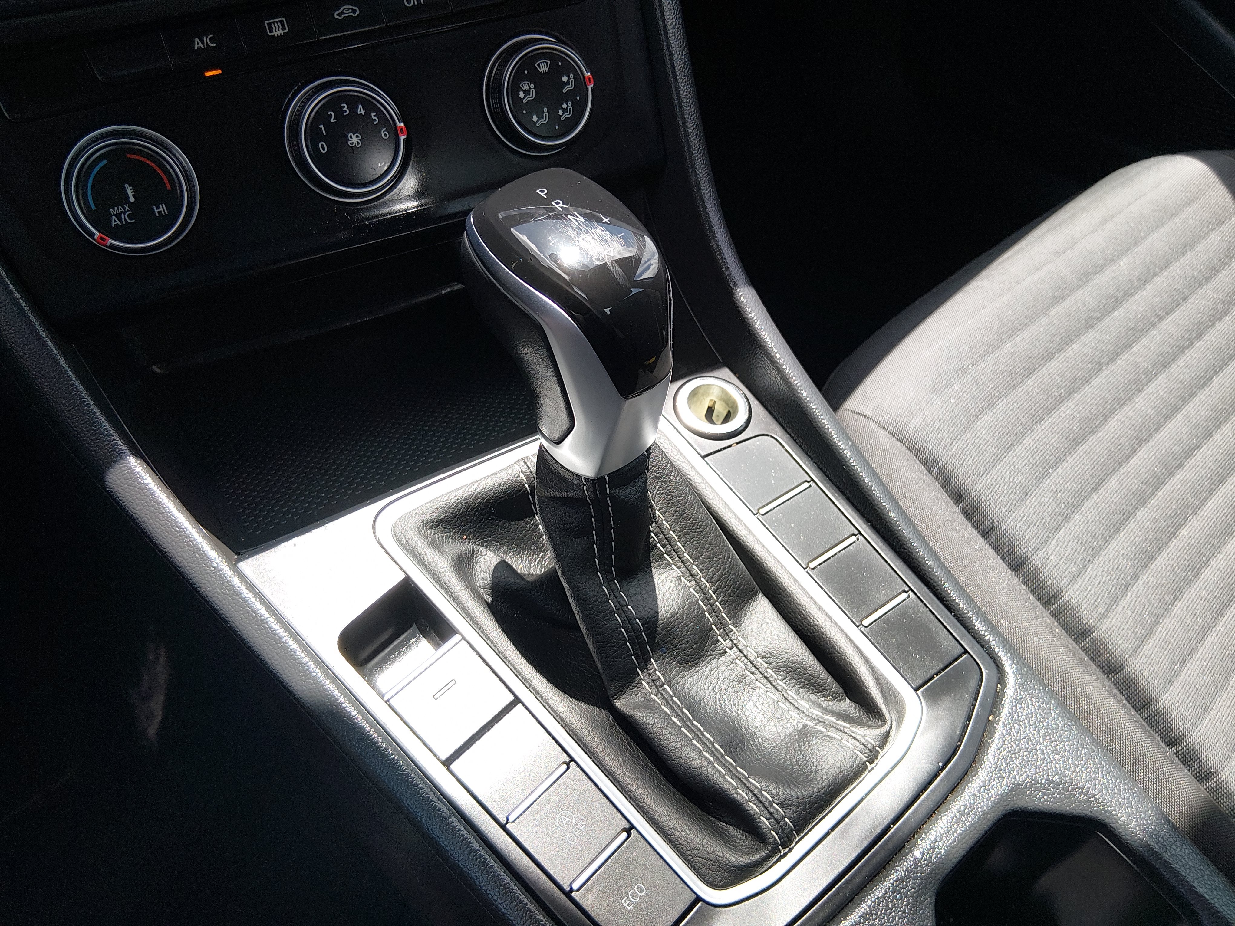 2024 Volkswagen Jetta S - Photo 20