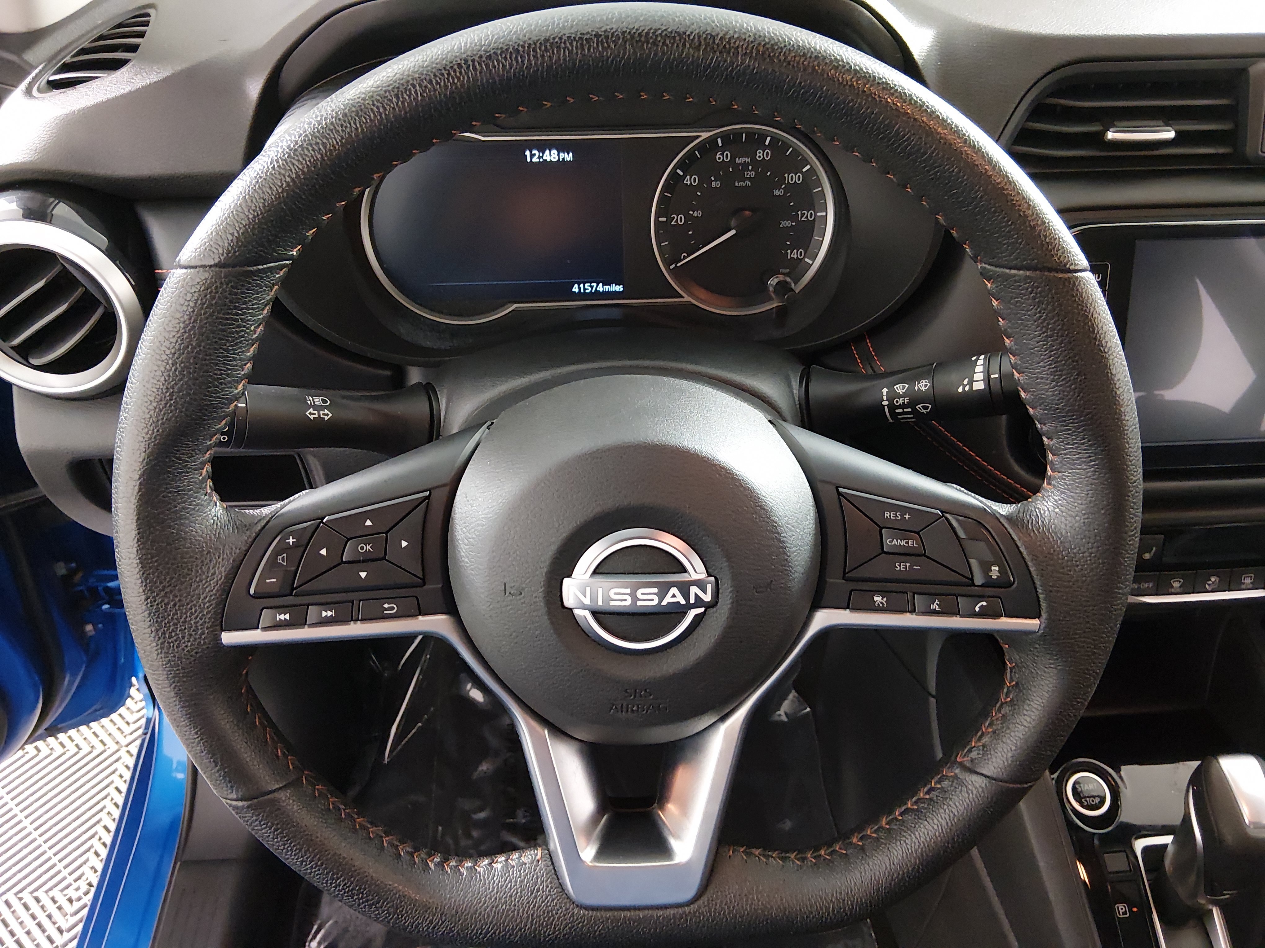 2024 Nissan Versa Sedan SR - Photo 12