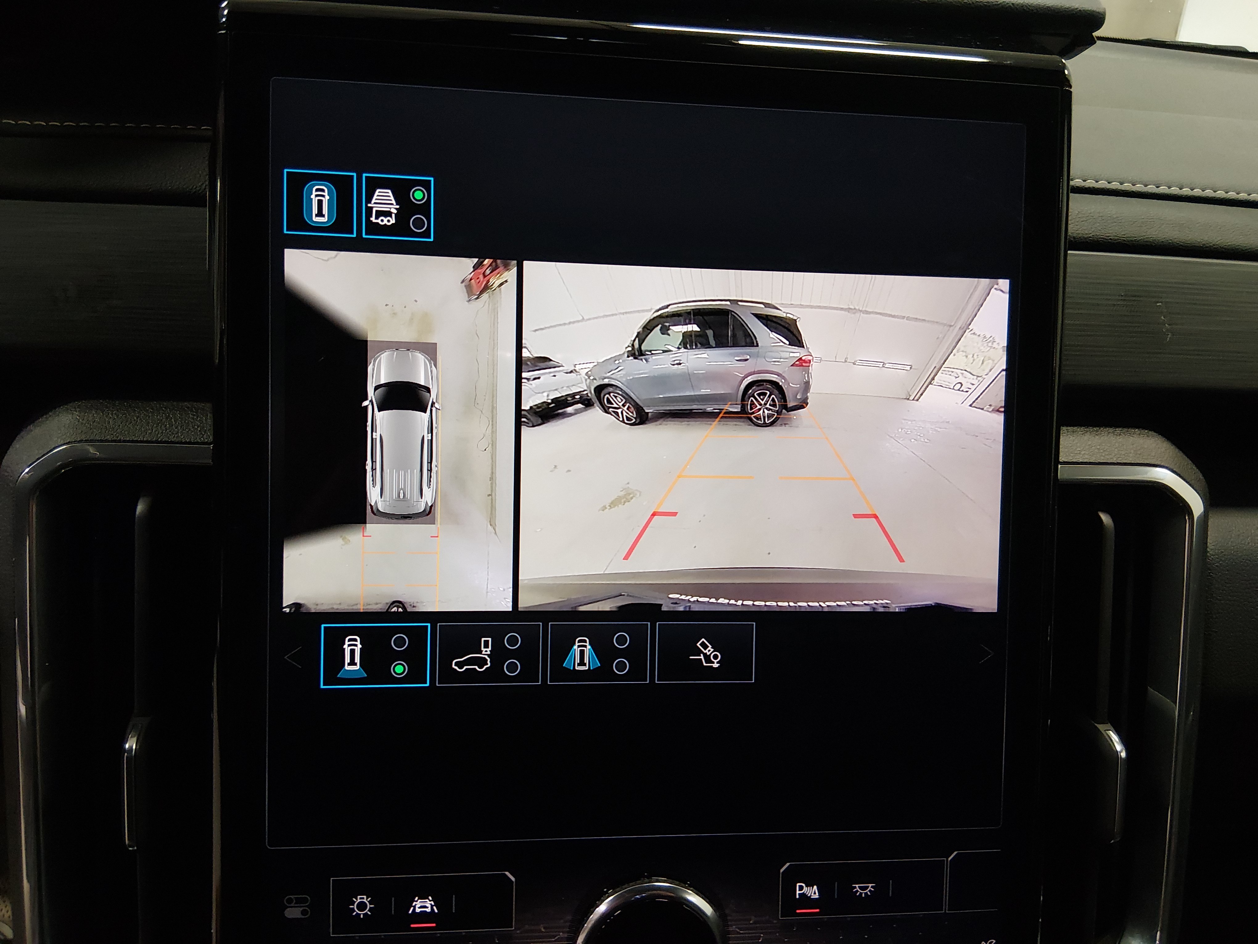 2024 GMC Acadia Elevation - Photo 16
