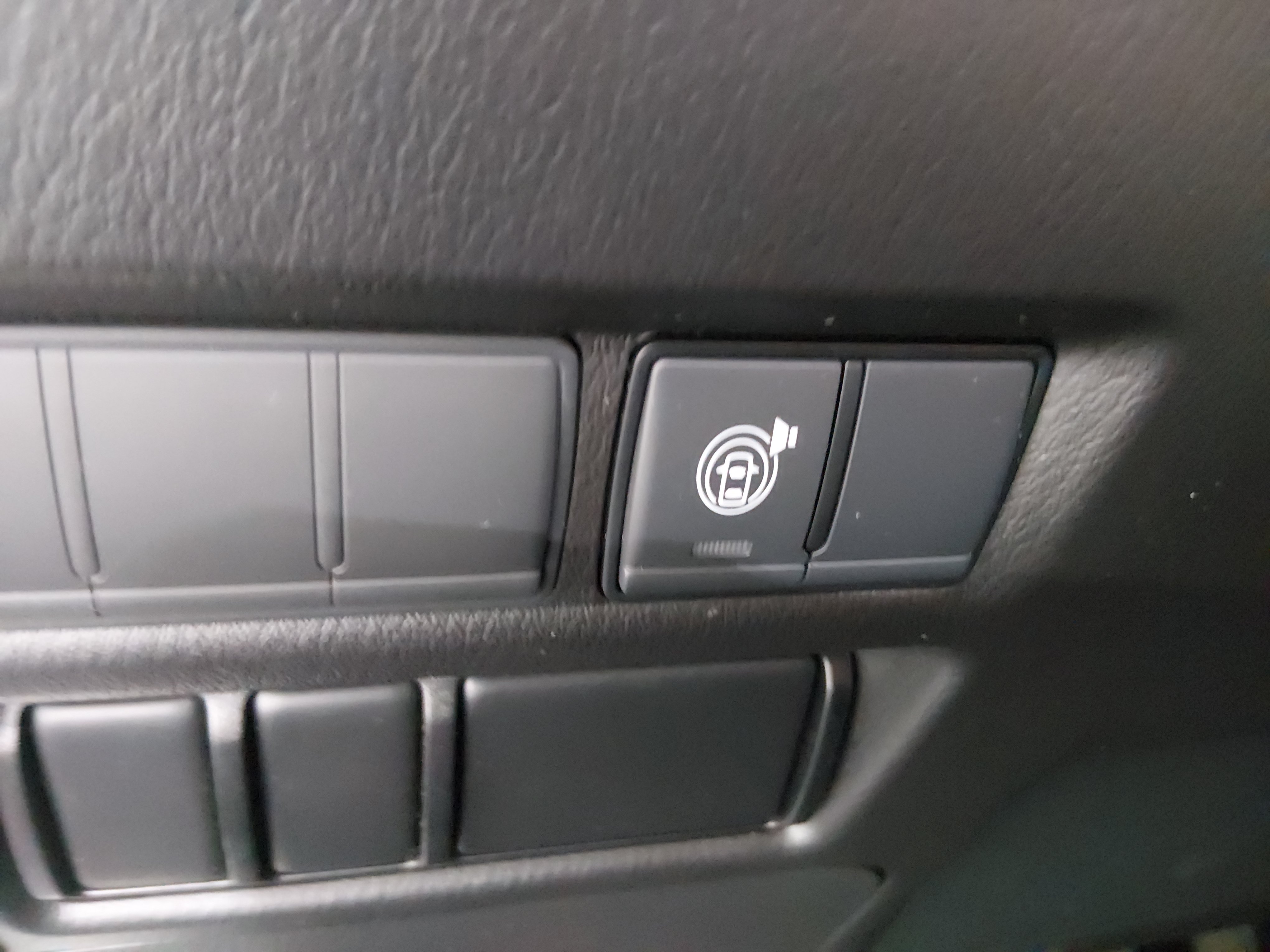 2024 Nissan Armada SV - Photo 13
