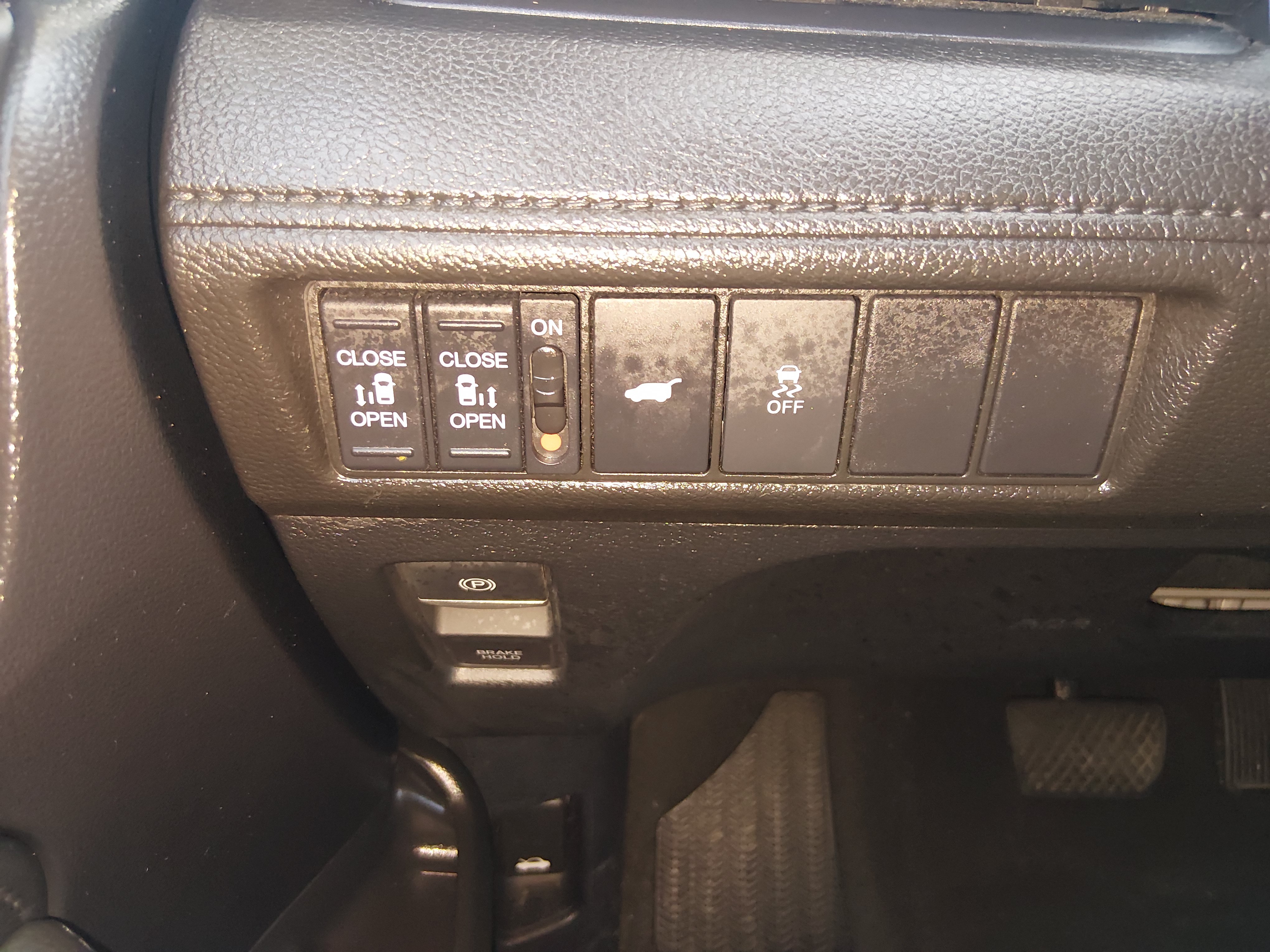 2025 Honda Odyssey EX-L - Photo 13