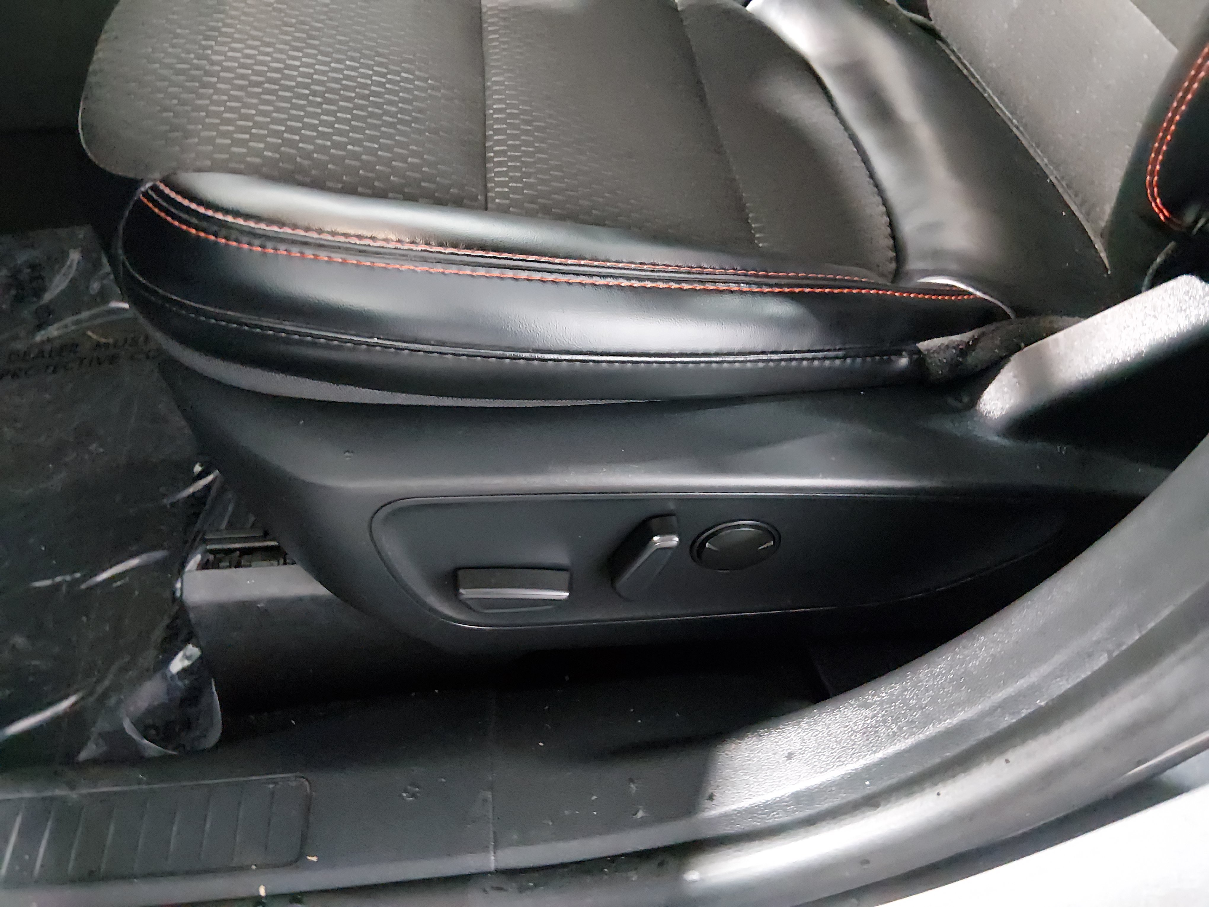2024 Ford Escape ST-Line - Photo 18