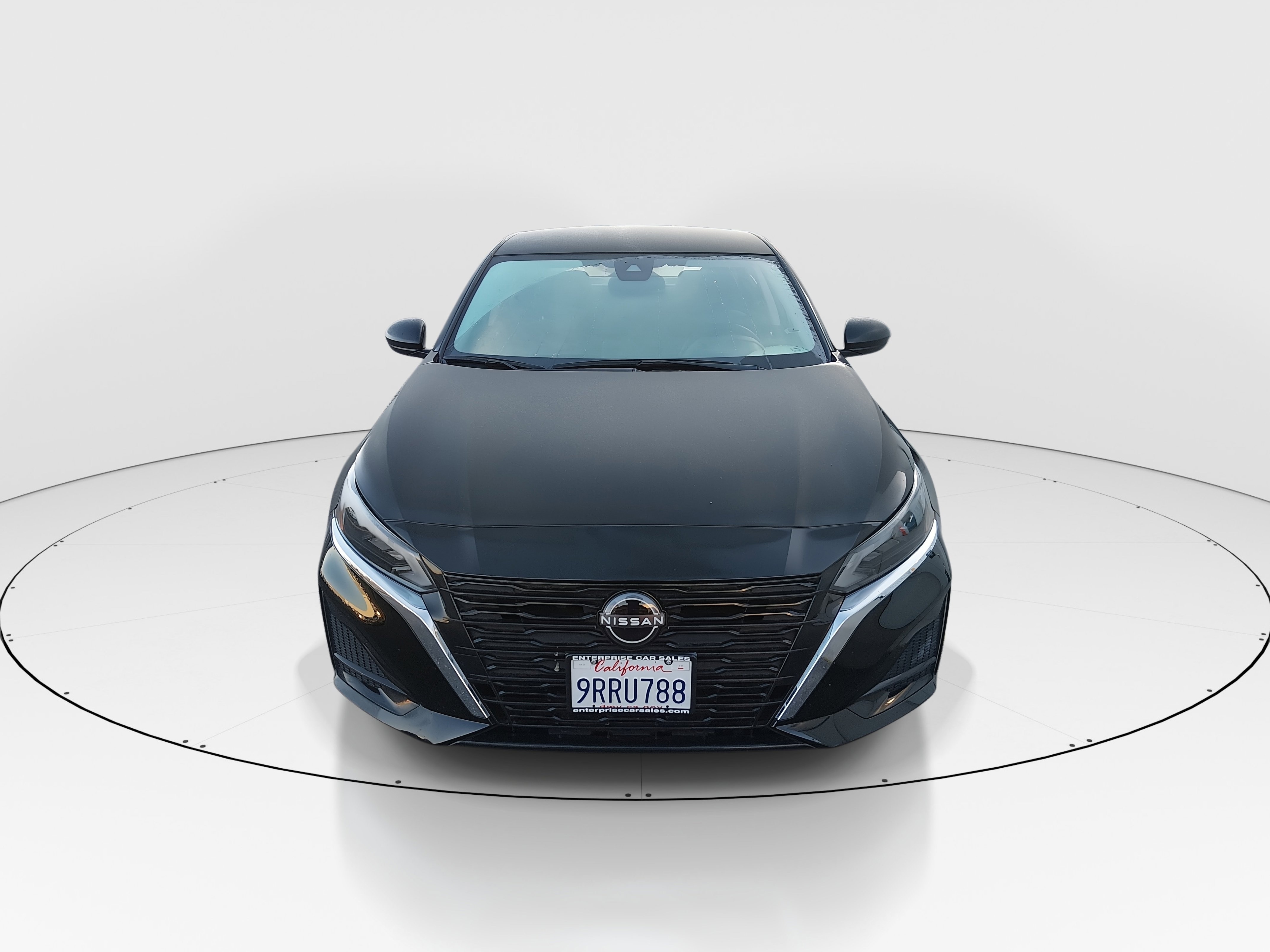 2025 Nissan Altima SV - Photo 2