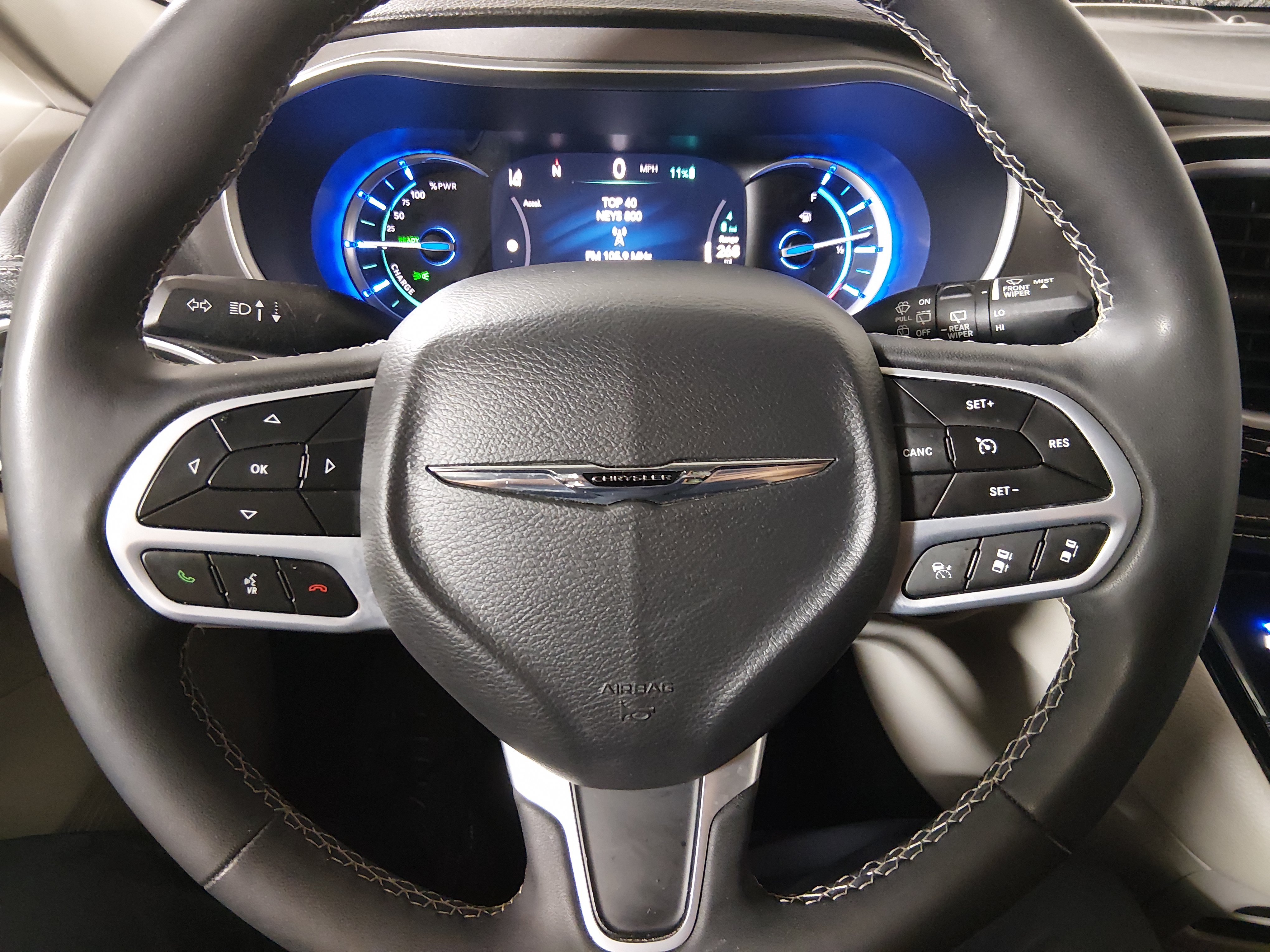 2024 Chrysler Pacifica PHEV Select - Photo 12