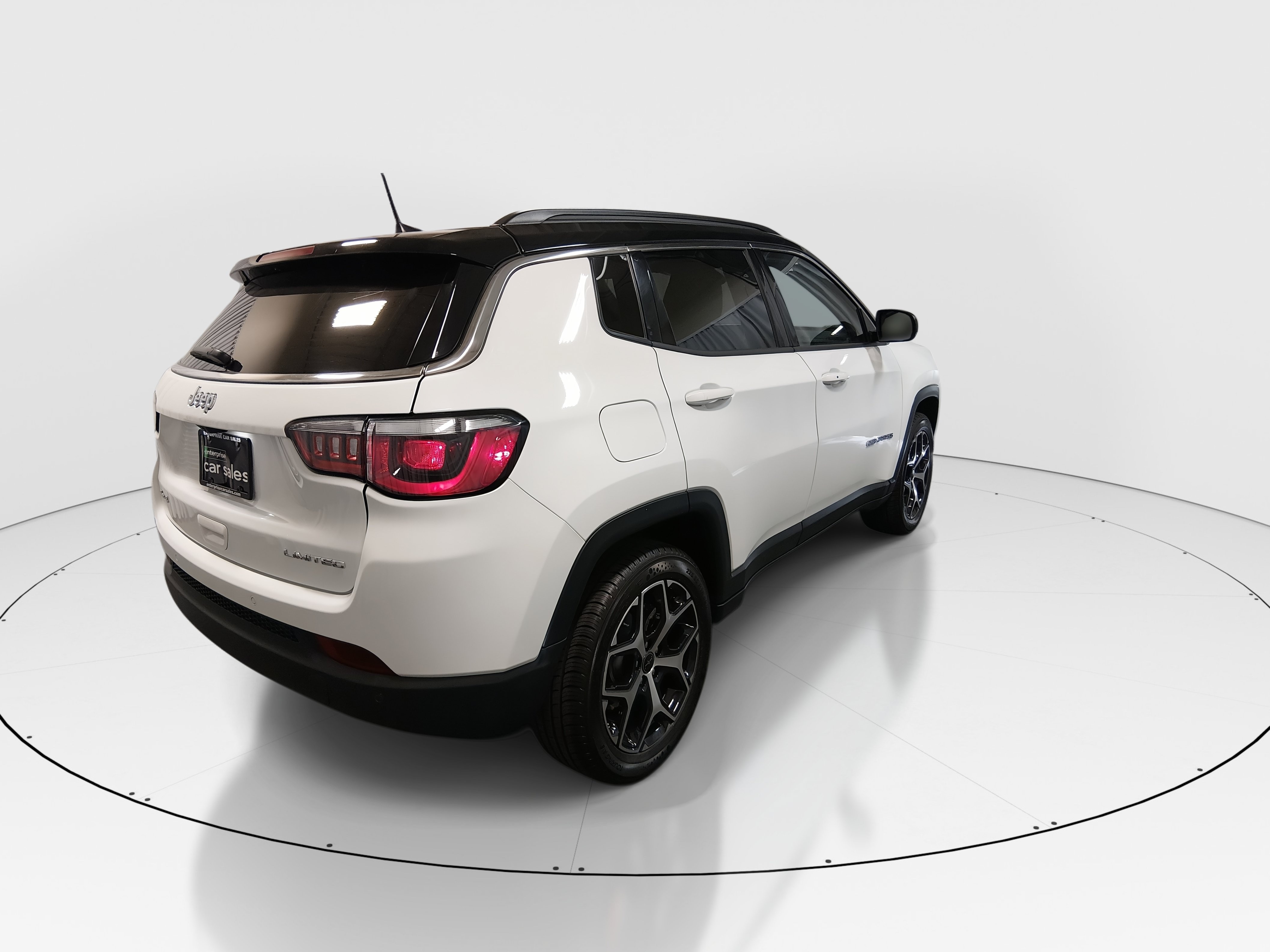 2025 Jeep Compass Limited - Photo 7