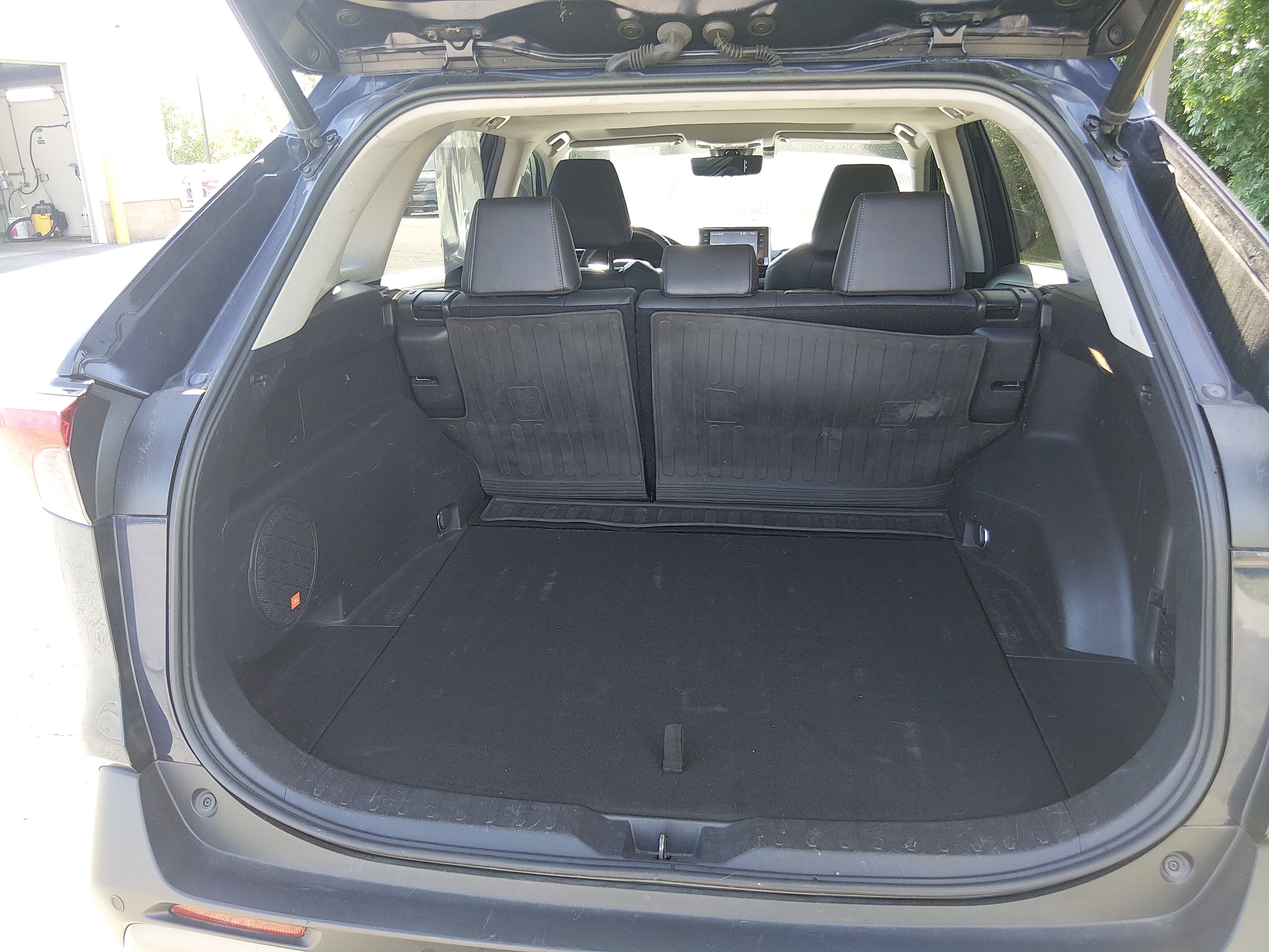 2021 Toyota RAV4 Limited - Photo 11