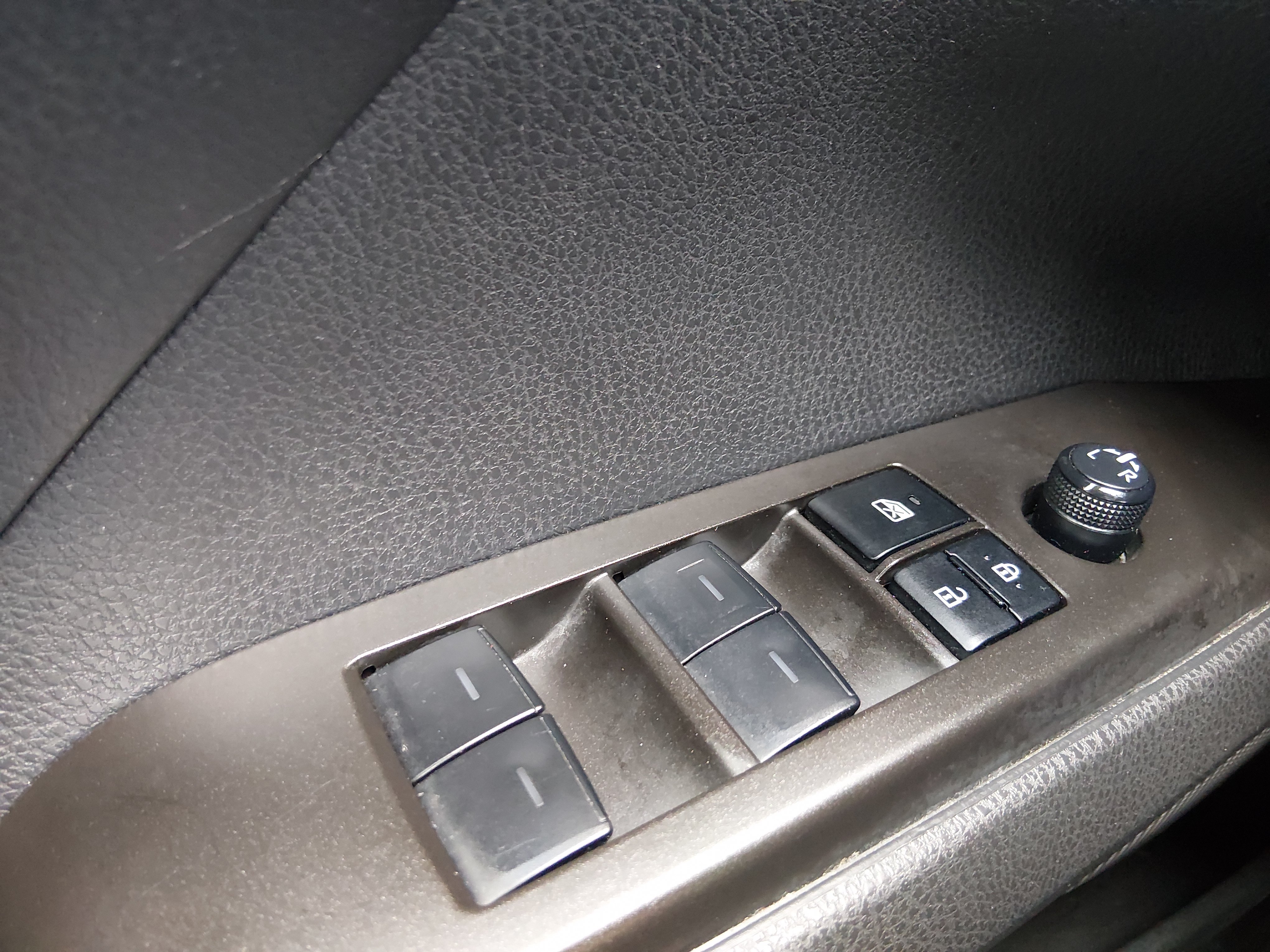 2024 Toyota Camry LE - Photo 17
