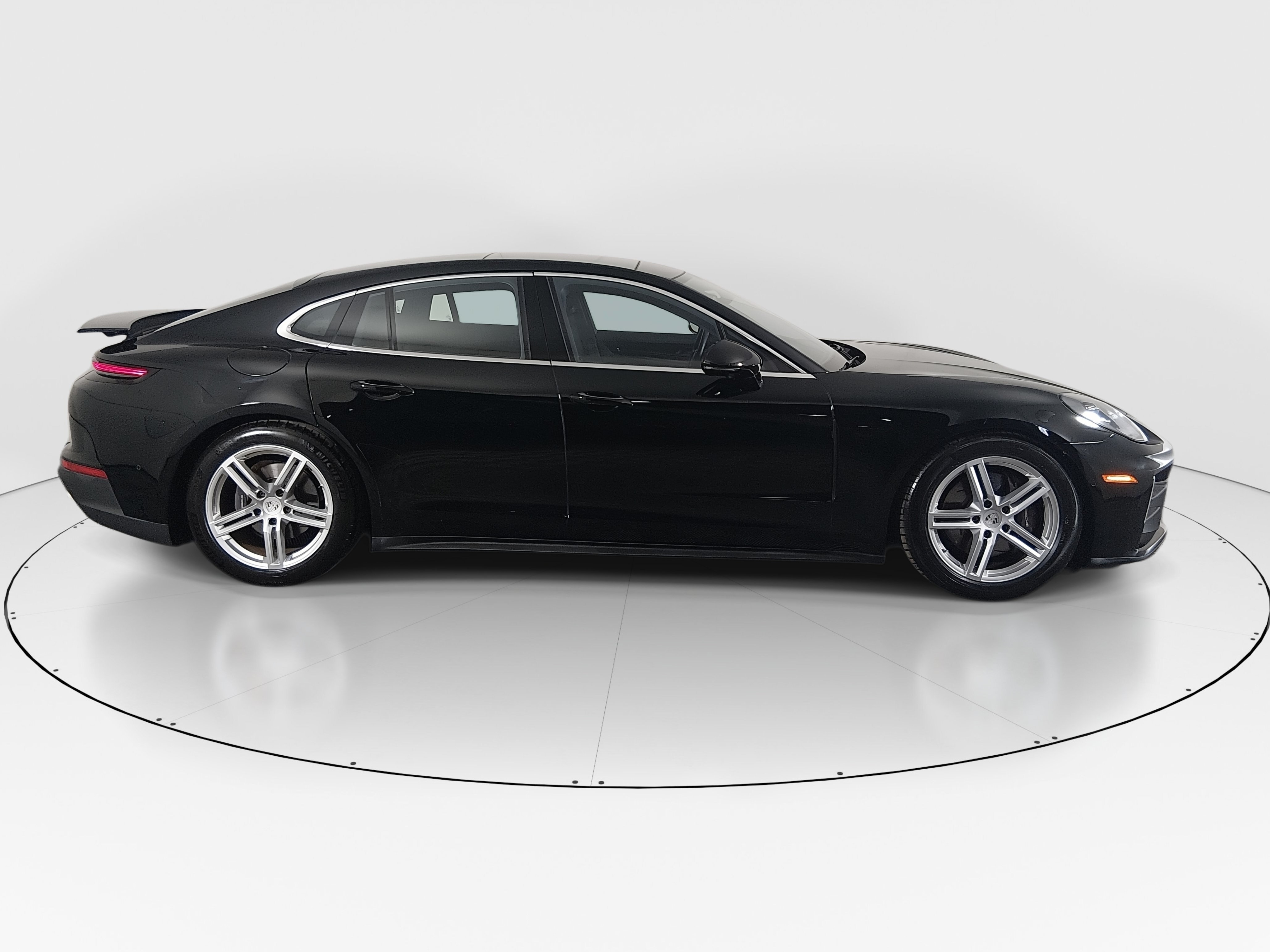 2025 Porsche Panamera Base - Photo 8