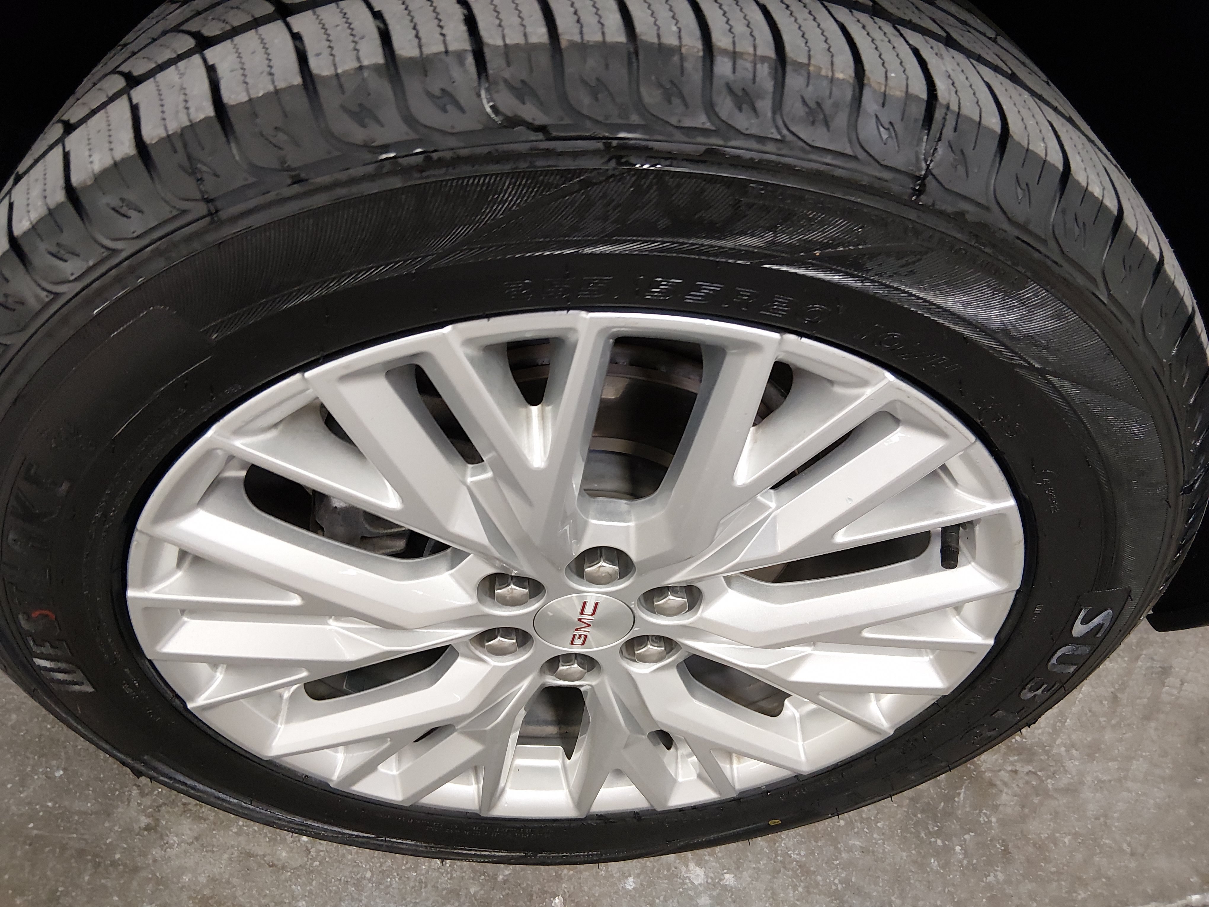 2024 GMC Acadia Elevation - Photo 10