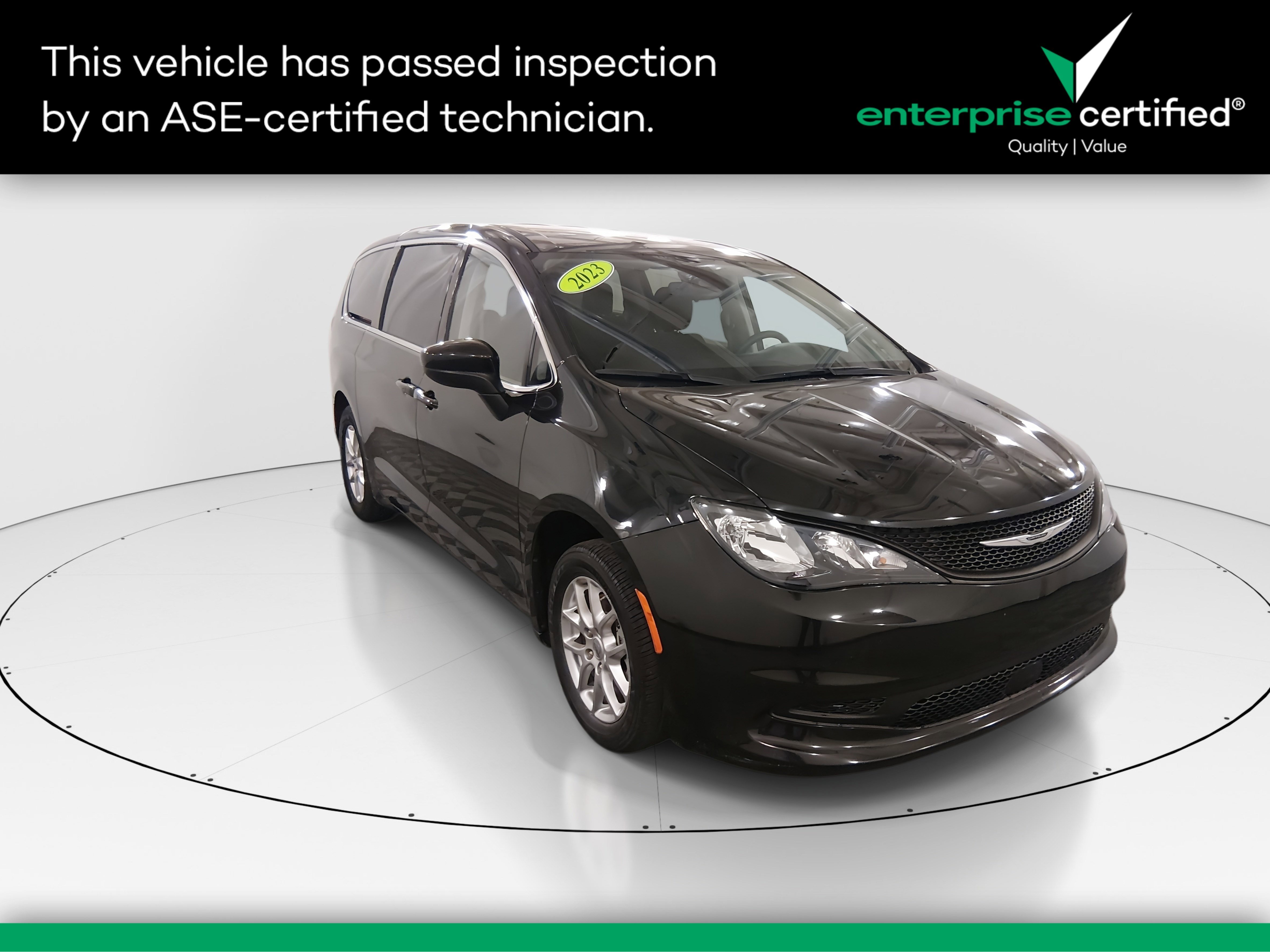 2023 Chrysler Voyager