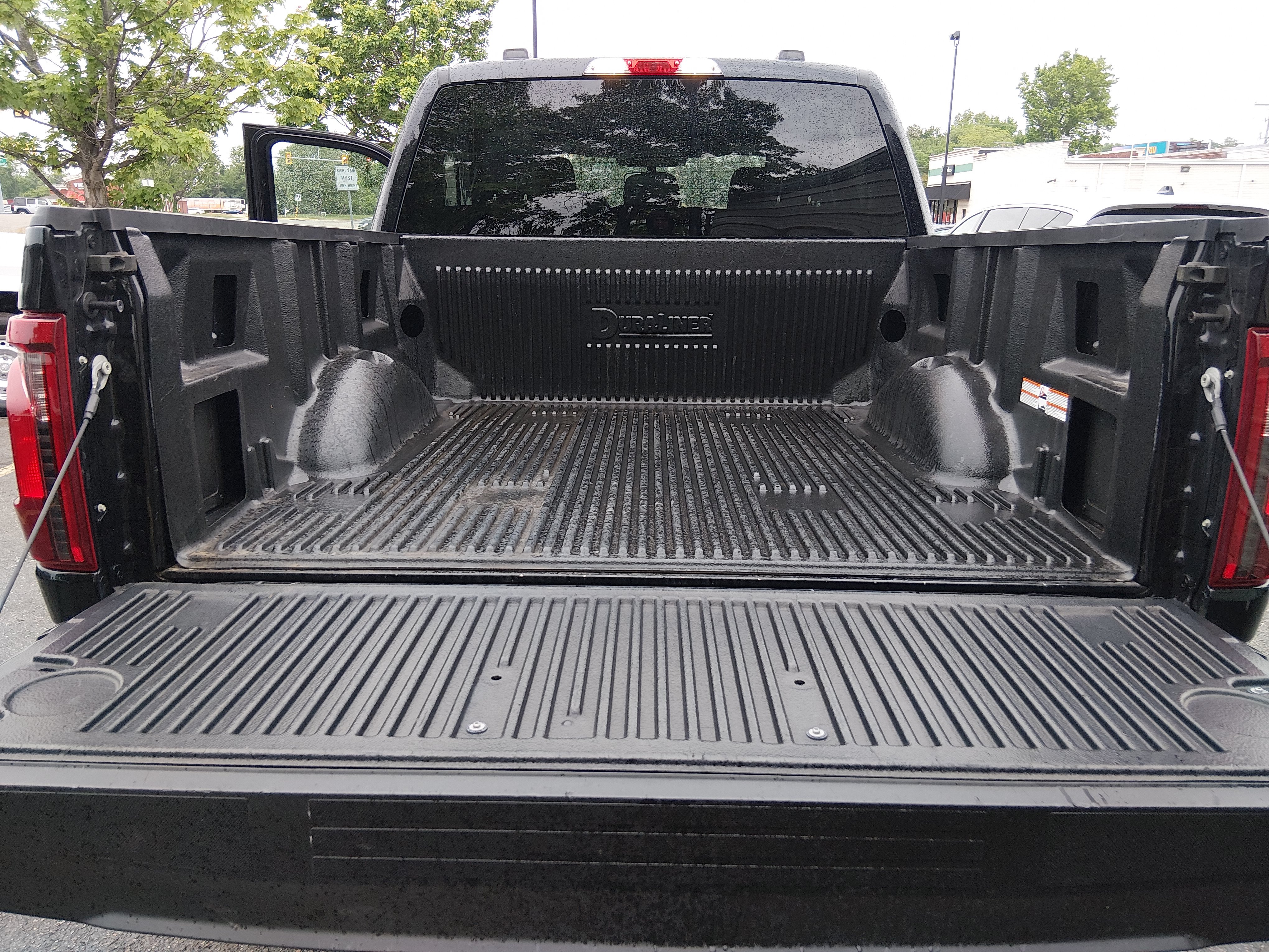 2025 Ford F-150 XLT - Photo 11