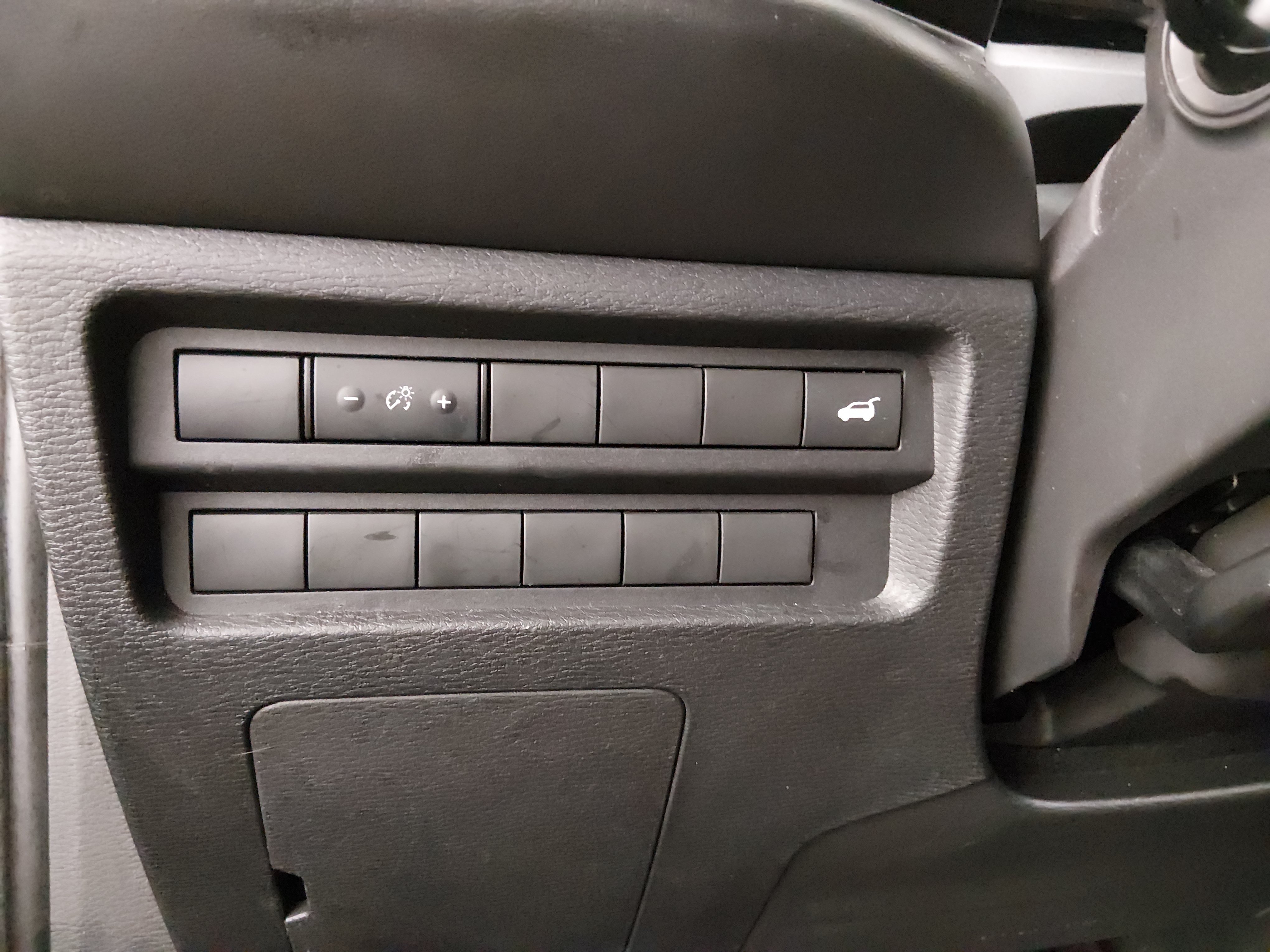 2024 Mitsubishi Outlander SE - Photo 13