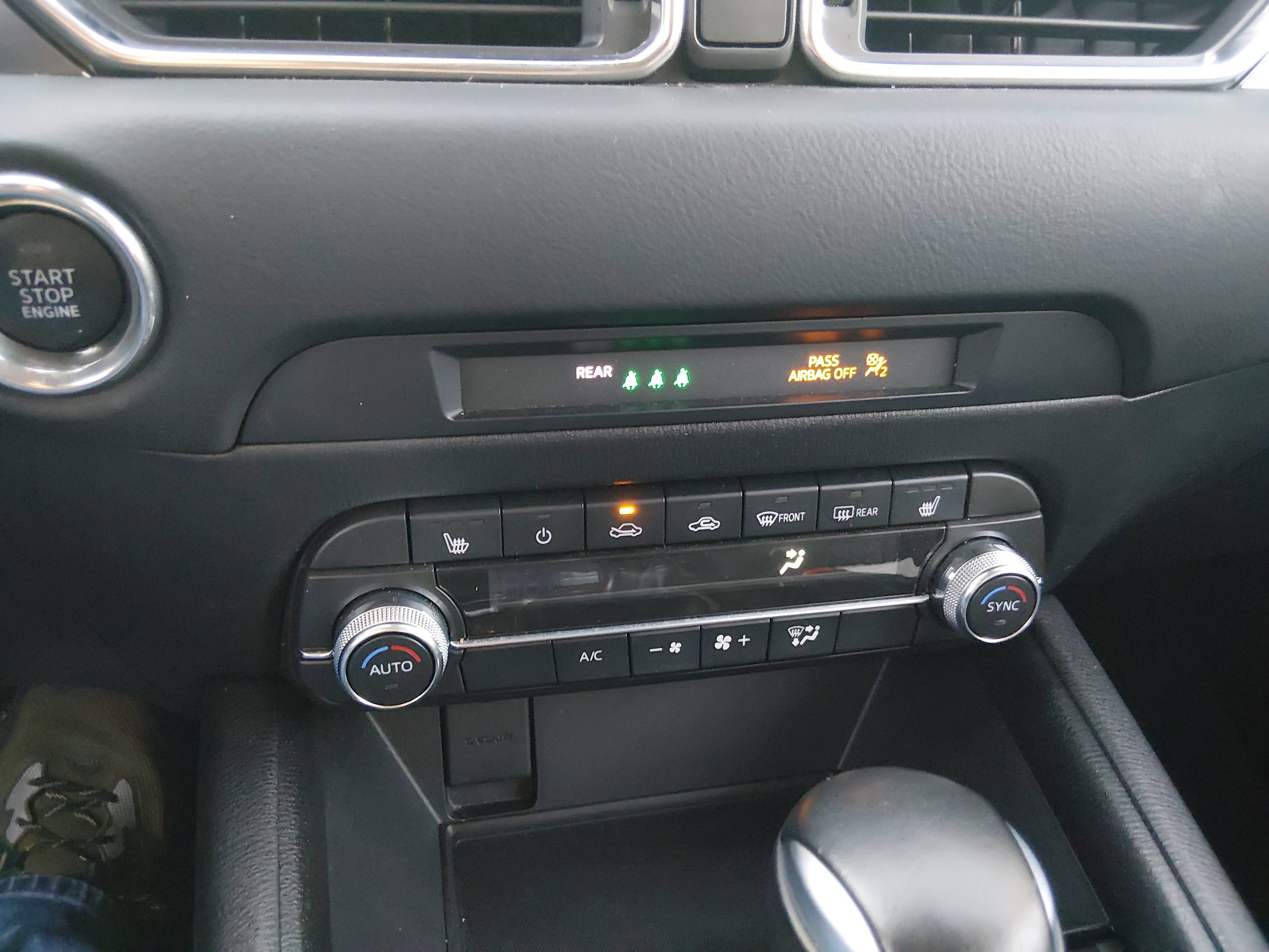 2025 Mazda CX-5 S Preferred package - Photo 19