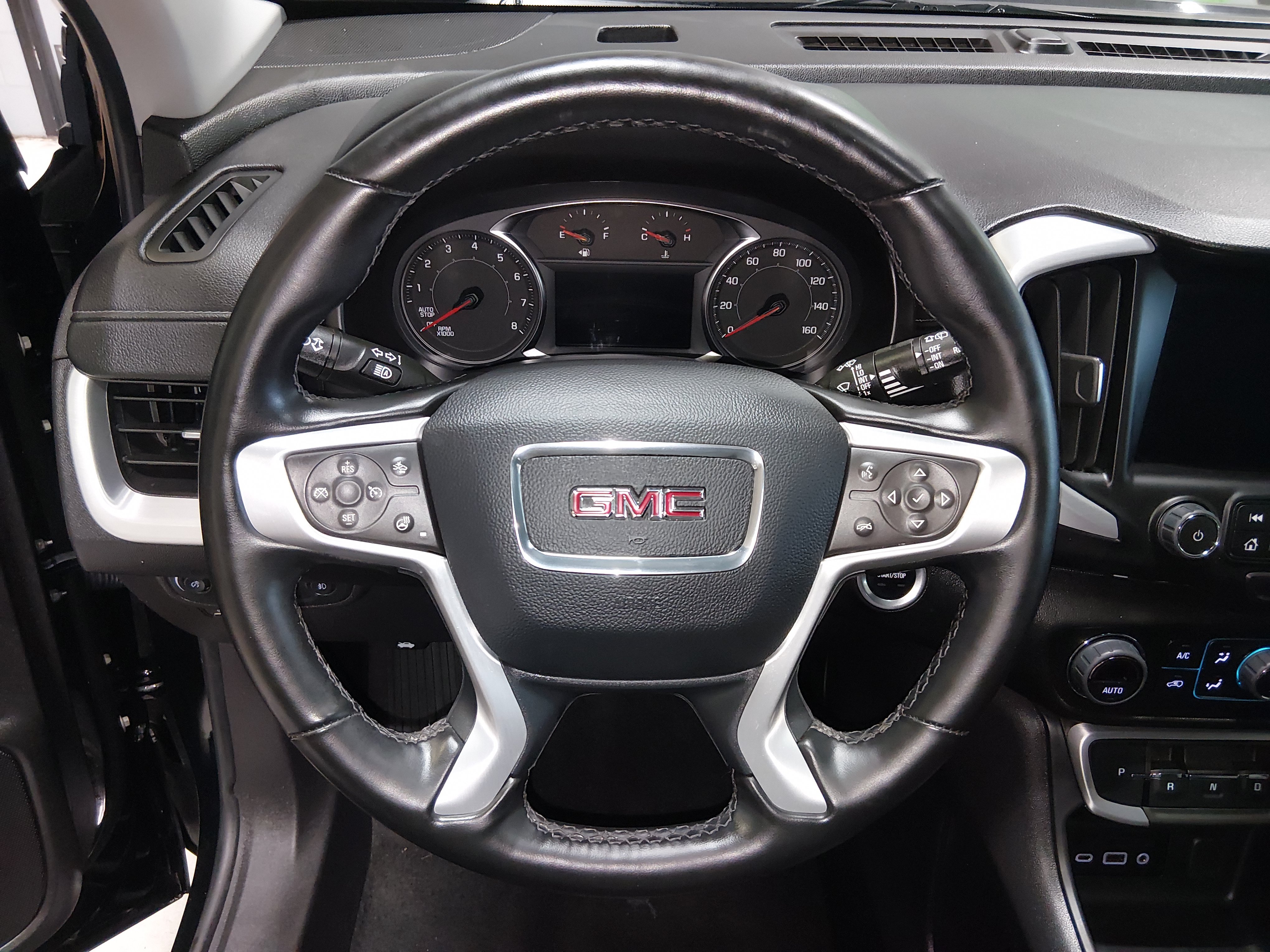 2024 GMC Terrain SLT - Photo 12