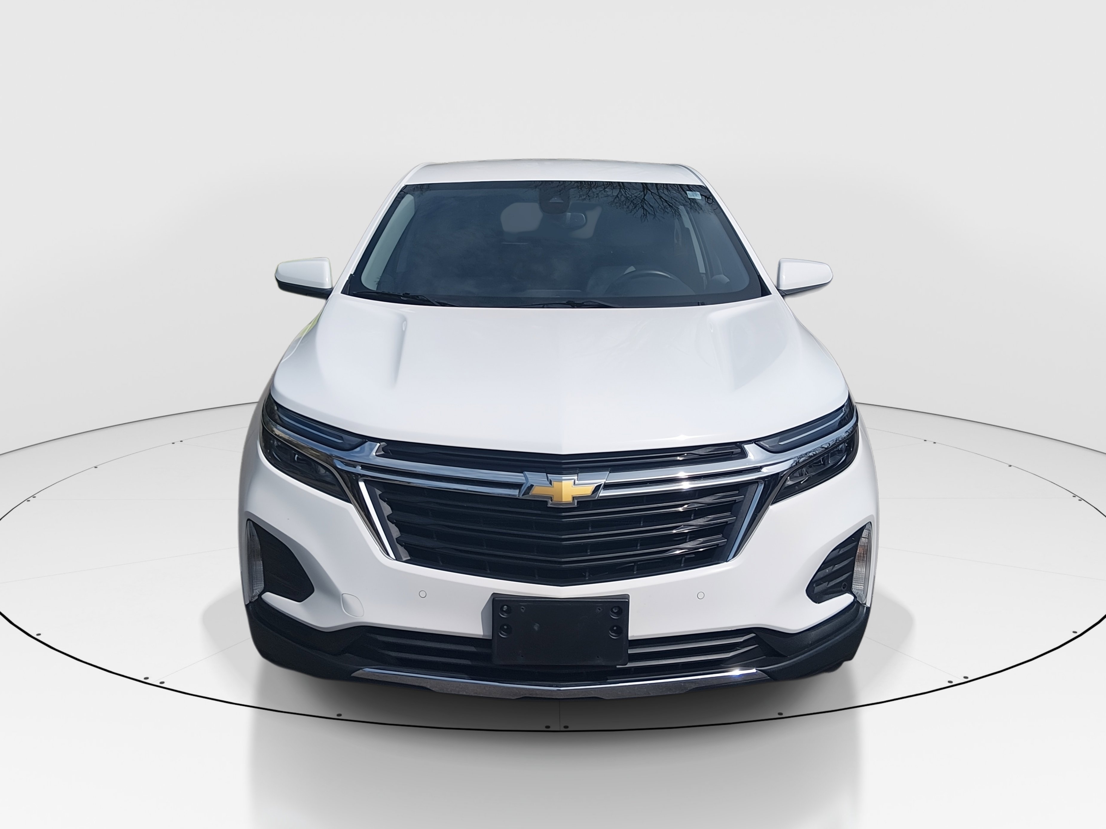 2024 Chevrolet Equinox LT - Photo 2