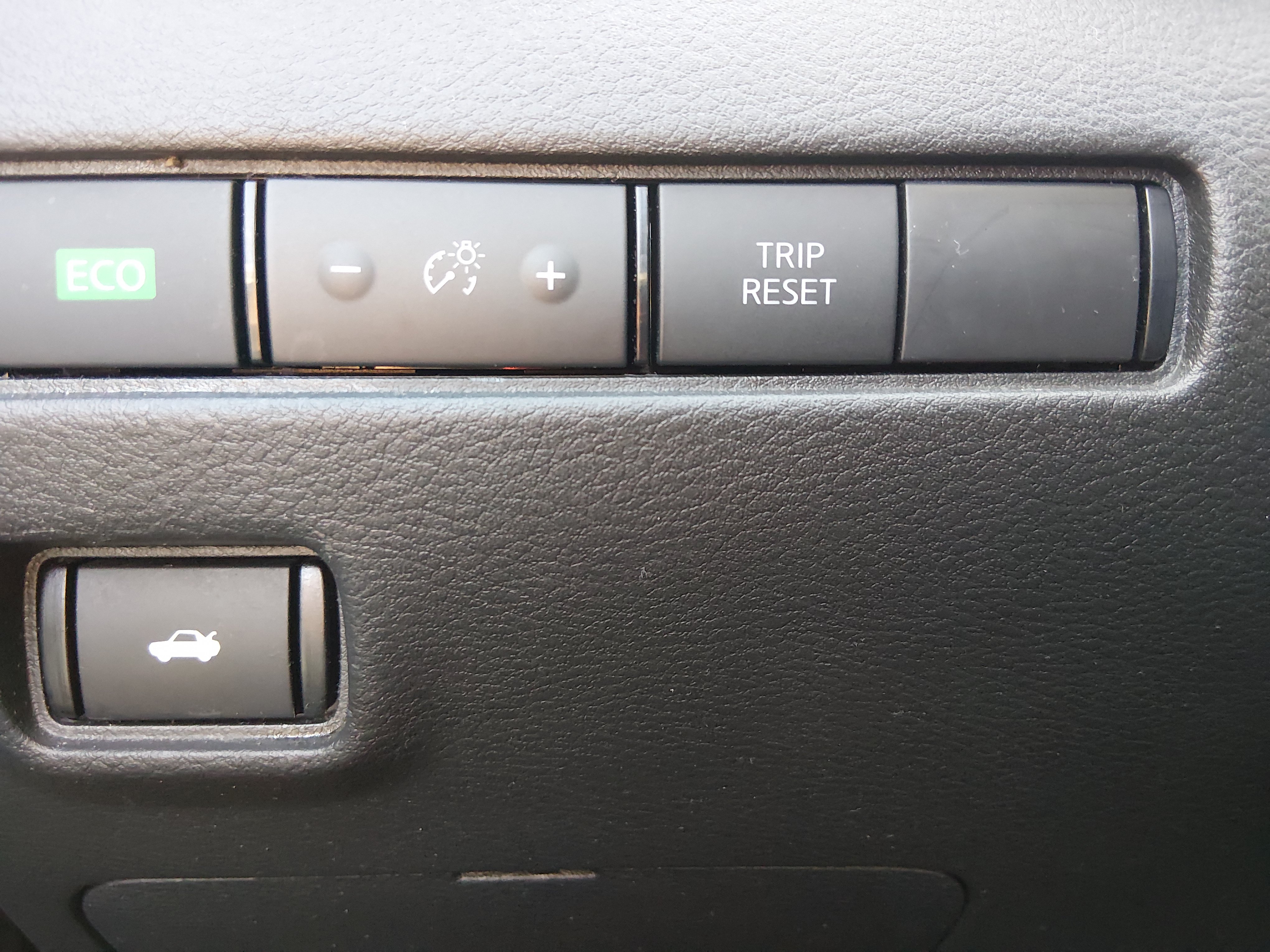 2024 Nissan Sentra SV - Photo 13