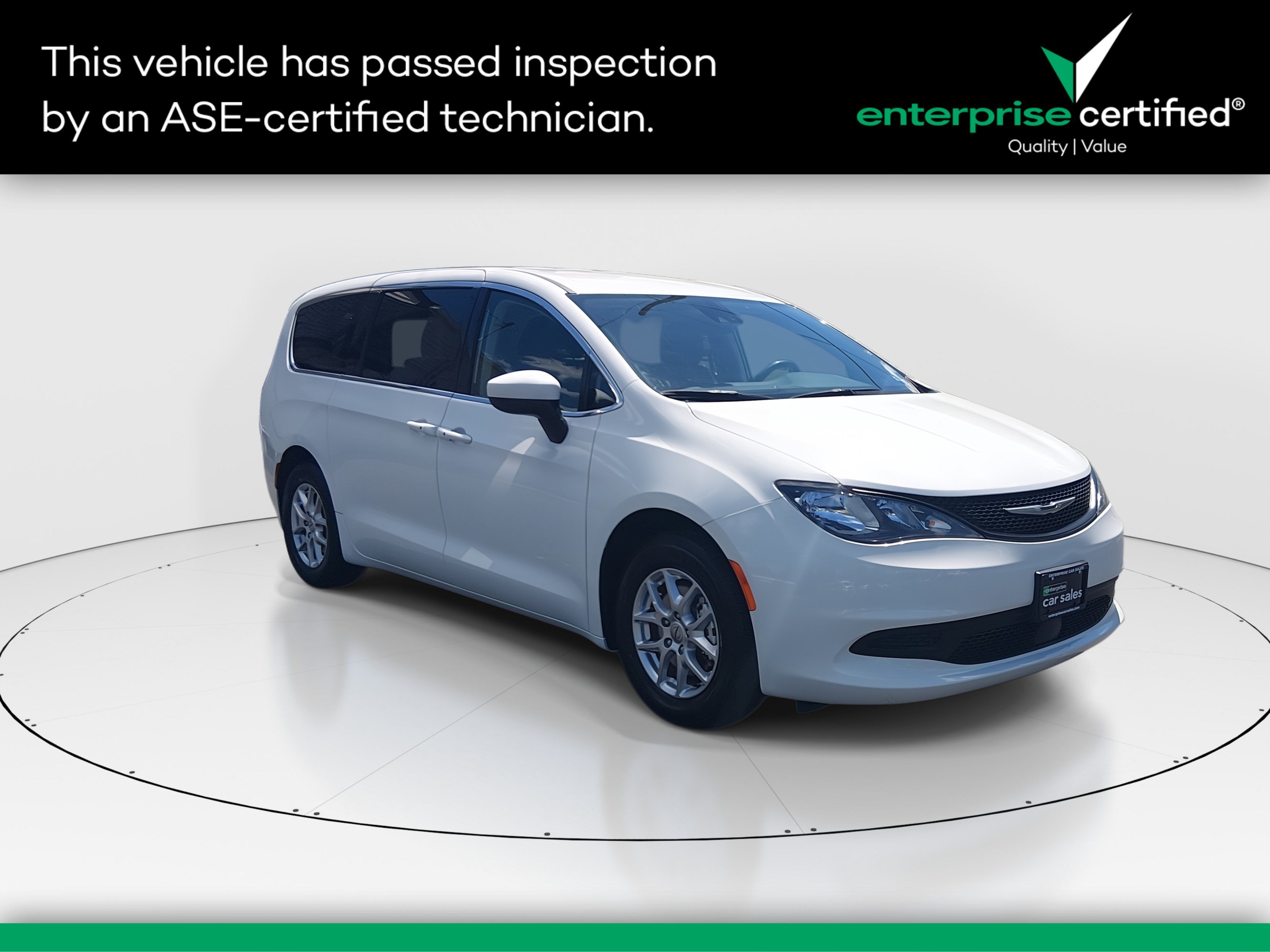 2023 Chrysler Voyager