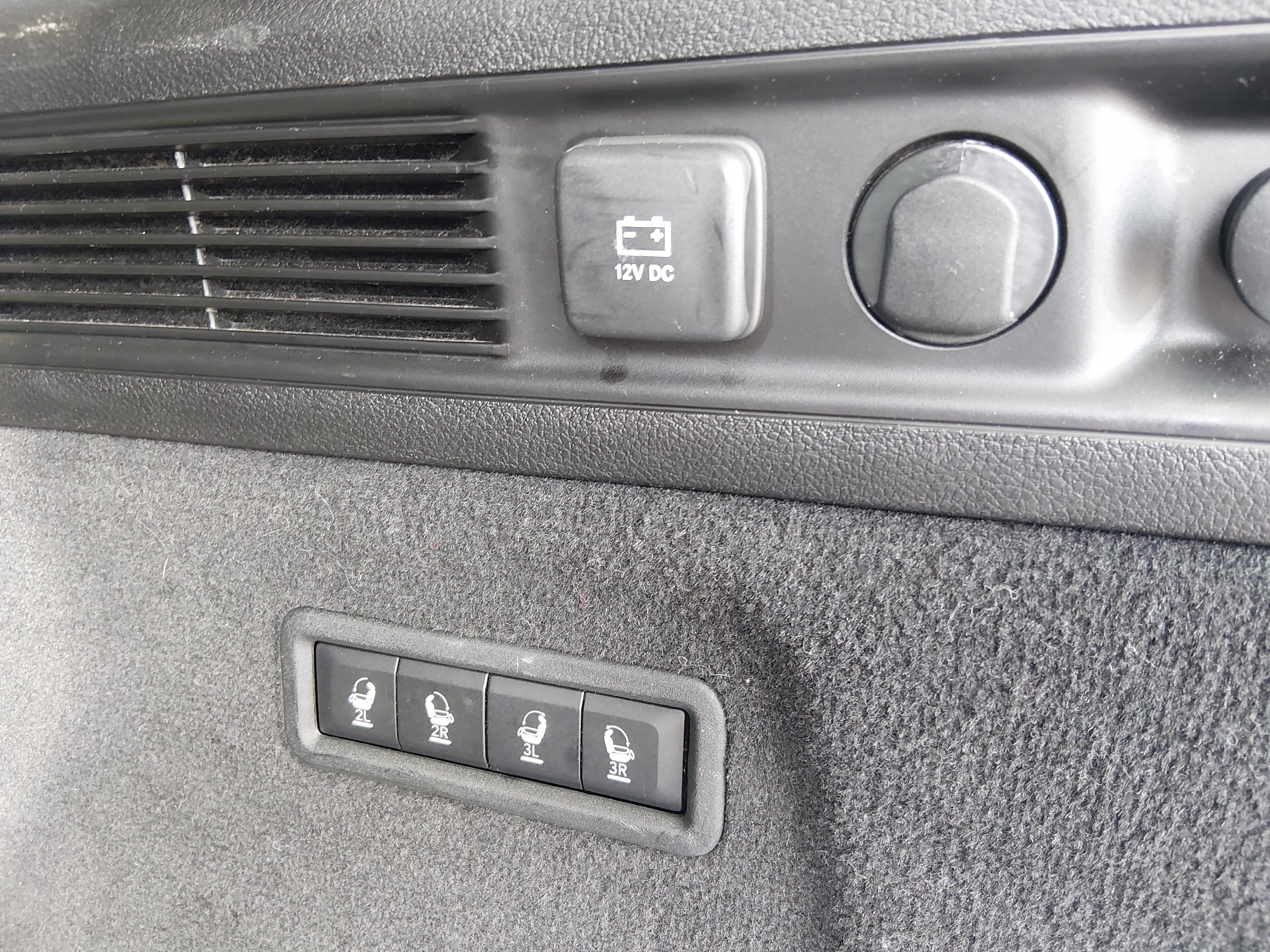 2024 Jeep Grand Wagoneer L Series III - Photo 22