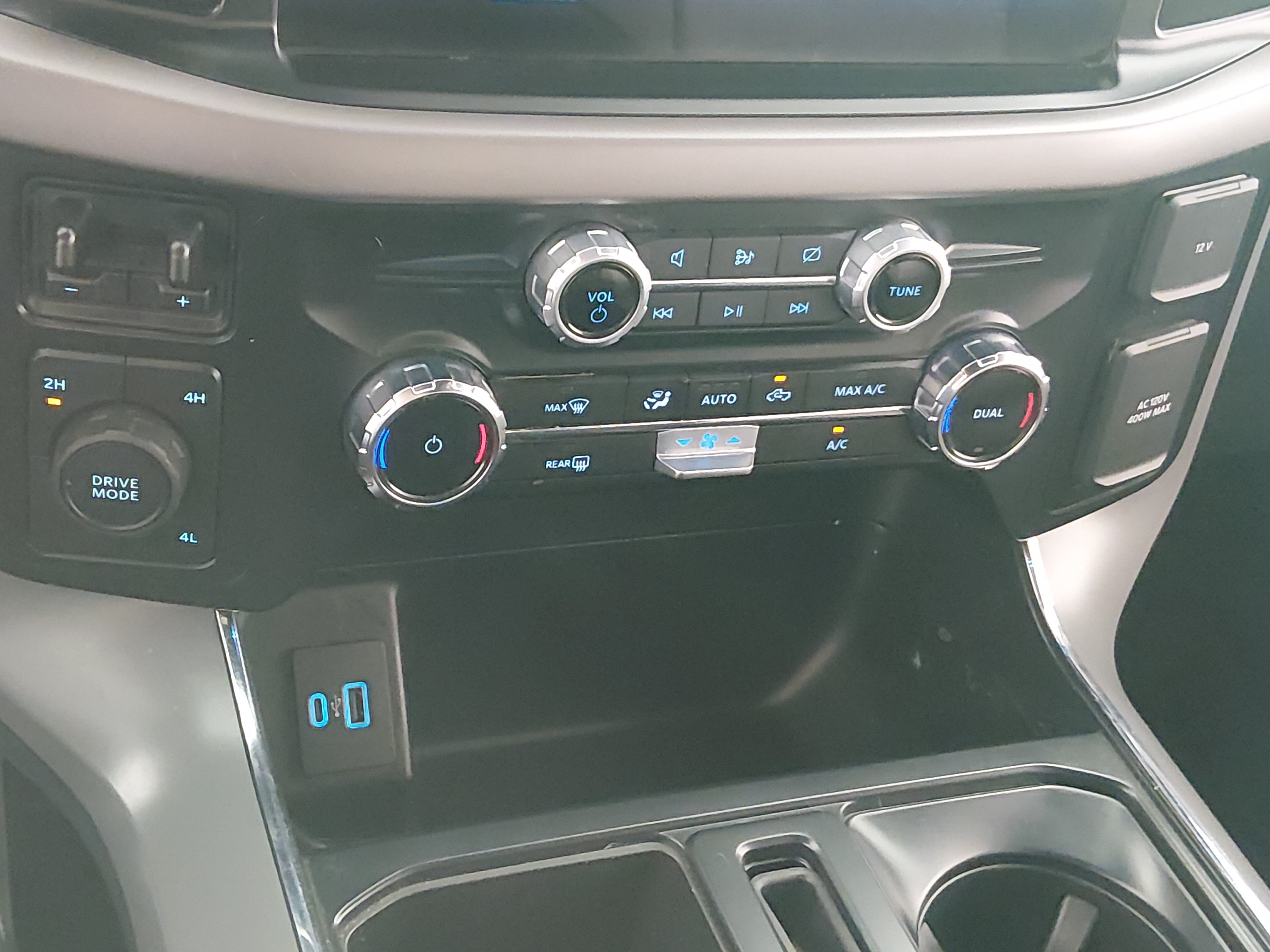 2024 Ford F-150 XLT - Photo 19