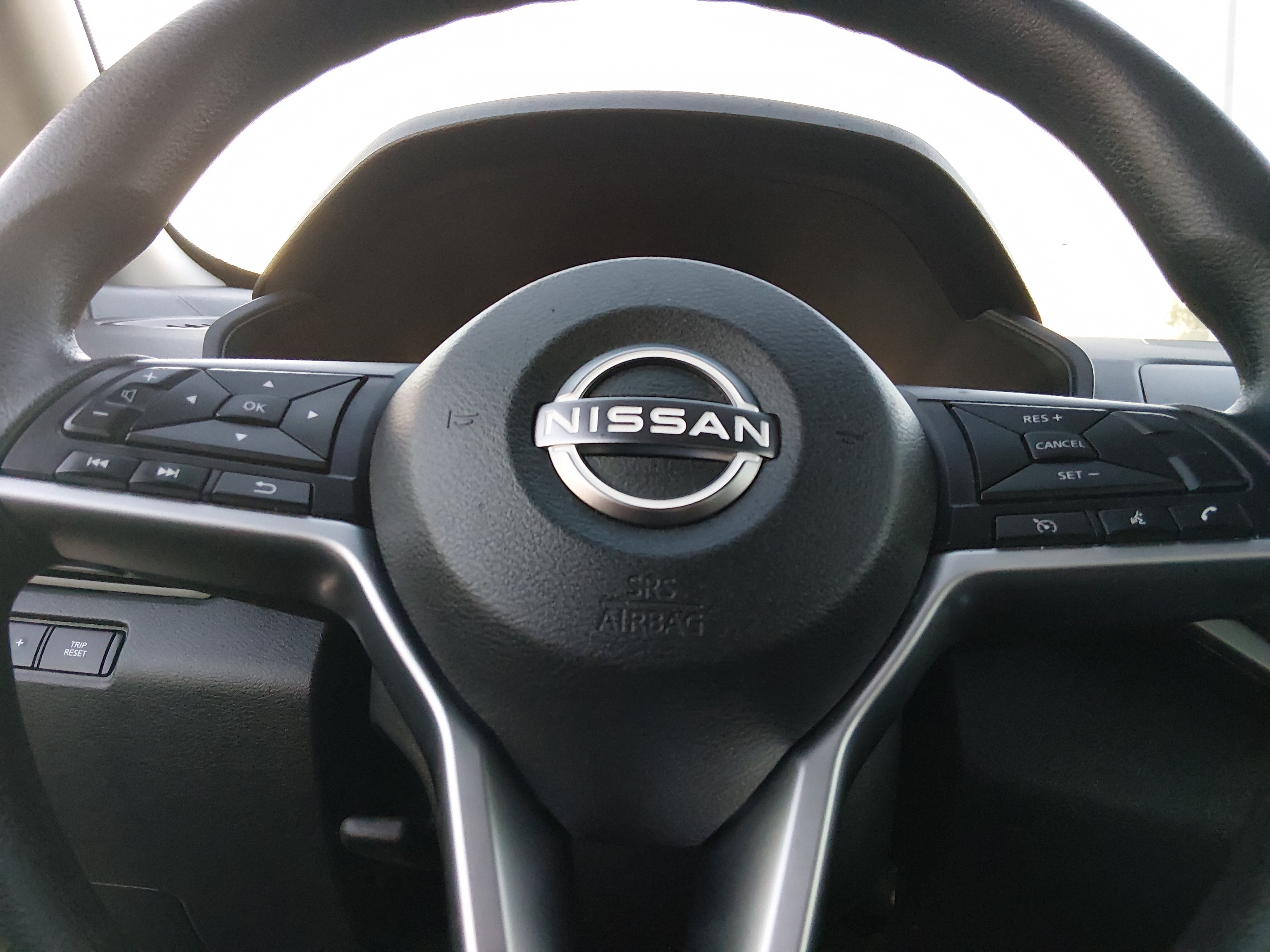 2024 Nissan Altima SV - Photo 12
