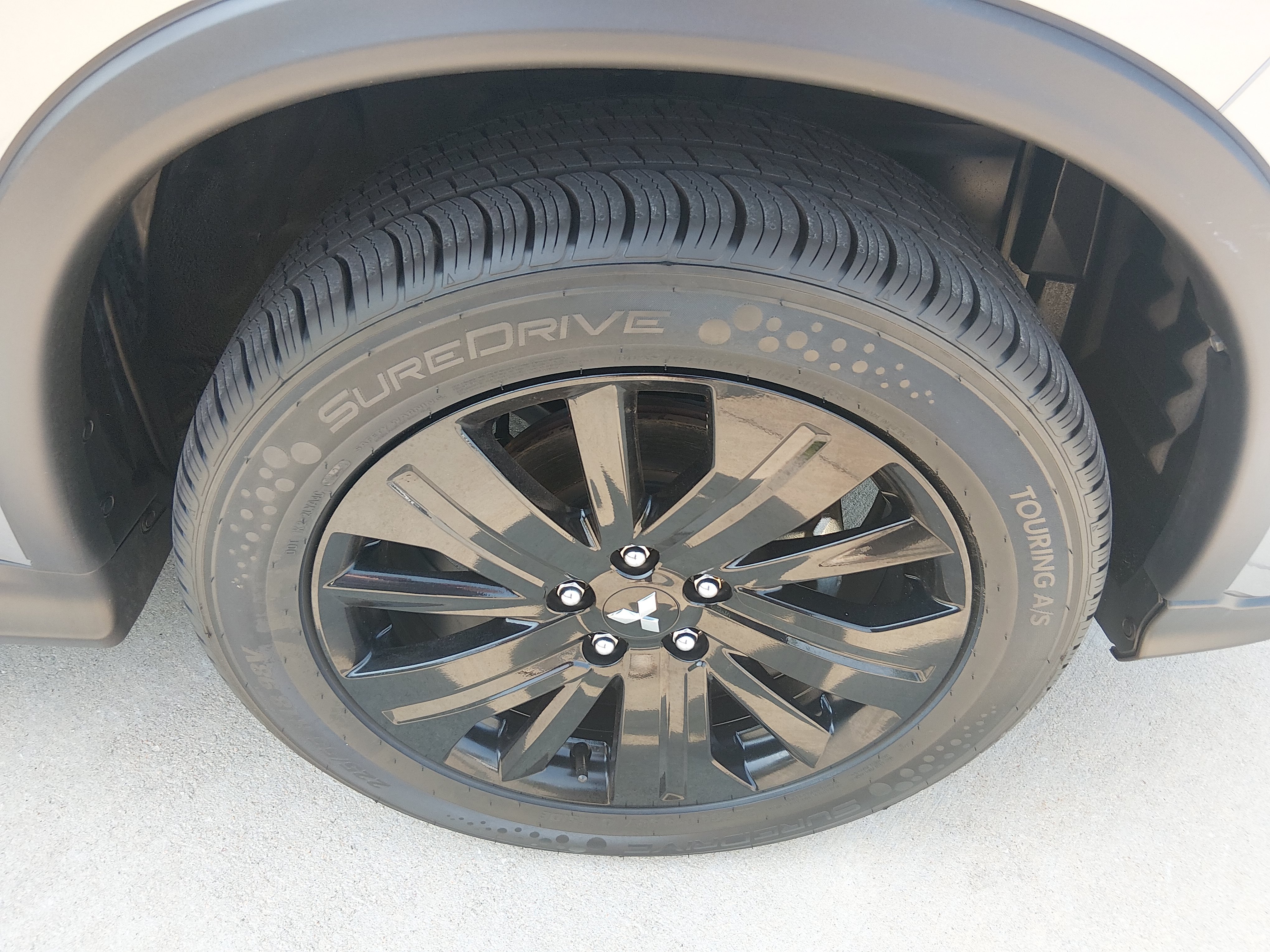 2025 Mitsubishi Outlander Sport LE - Photo 10